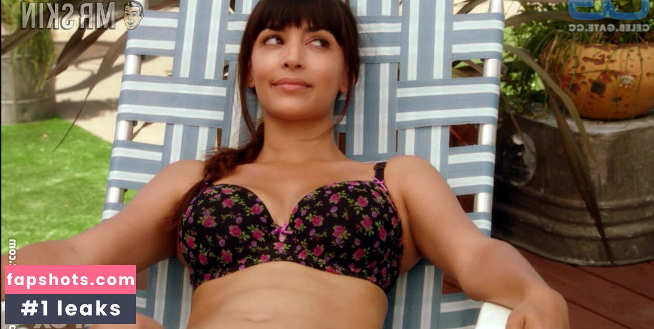 Hannah Simone gallery photo #19