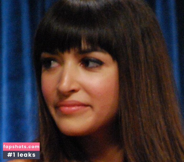 Hannah Simone Filtración Desnuda OnlyFans Foto #5 - Fapshots