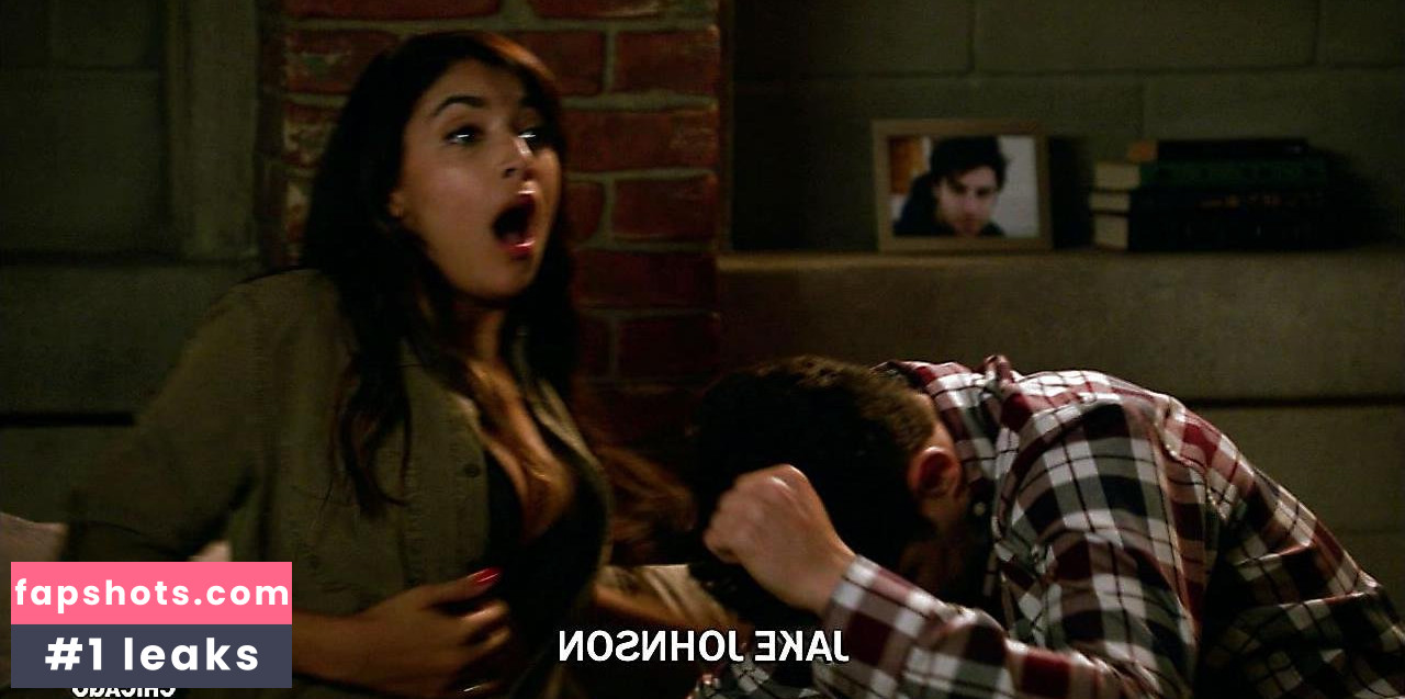 Hannah Simone Filtración Desnuda OnlyFans Foto #51 - Fapshots