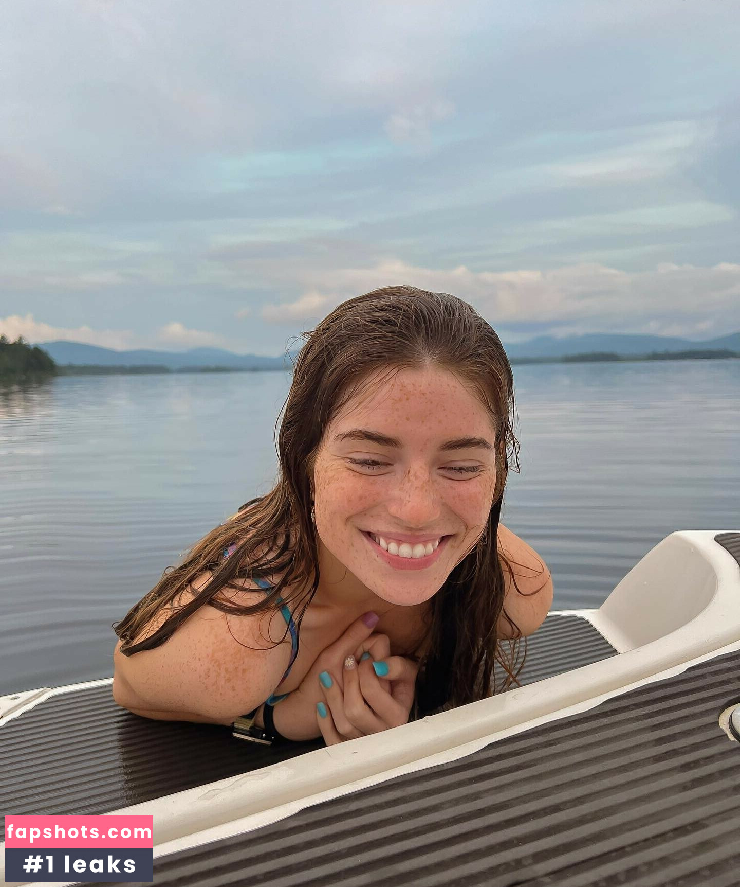 Hannah Stein gallery photo #107