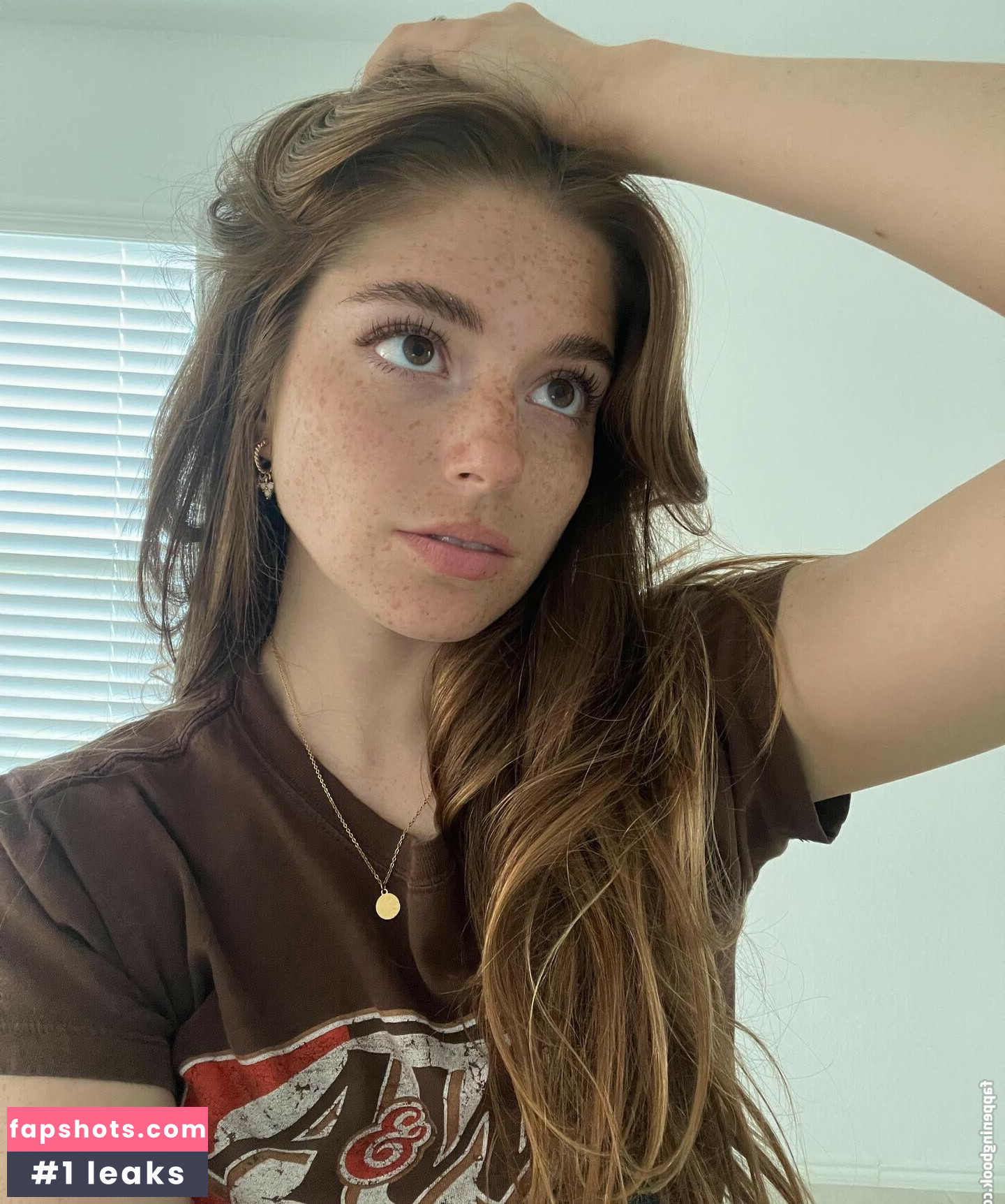 Hannah Stein gallery photo #112