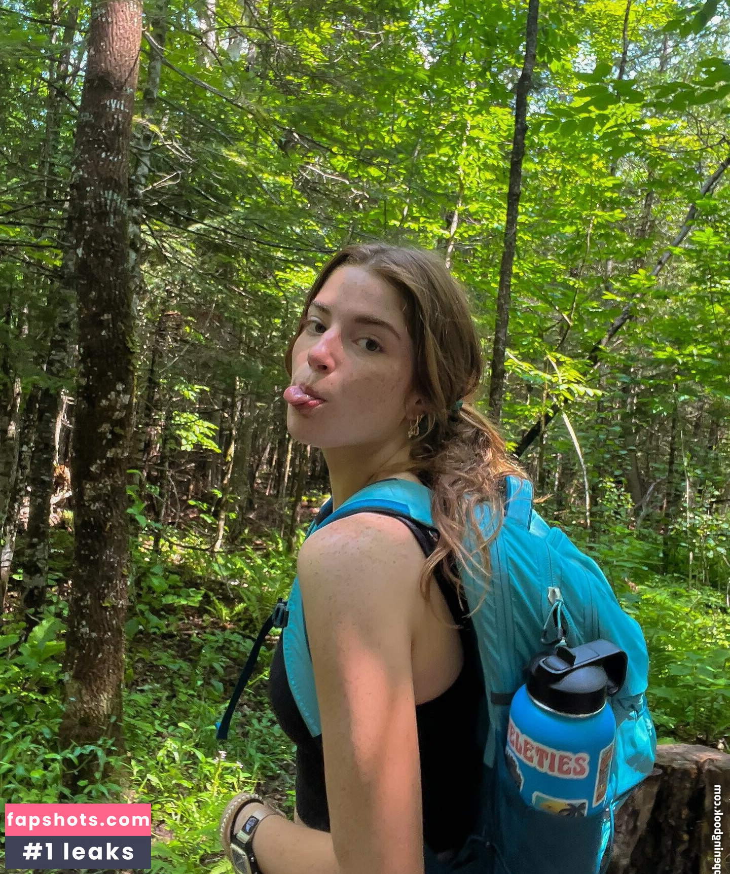 Hannah Stein gallery photo #113