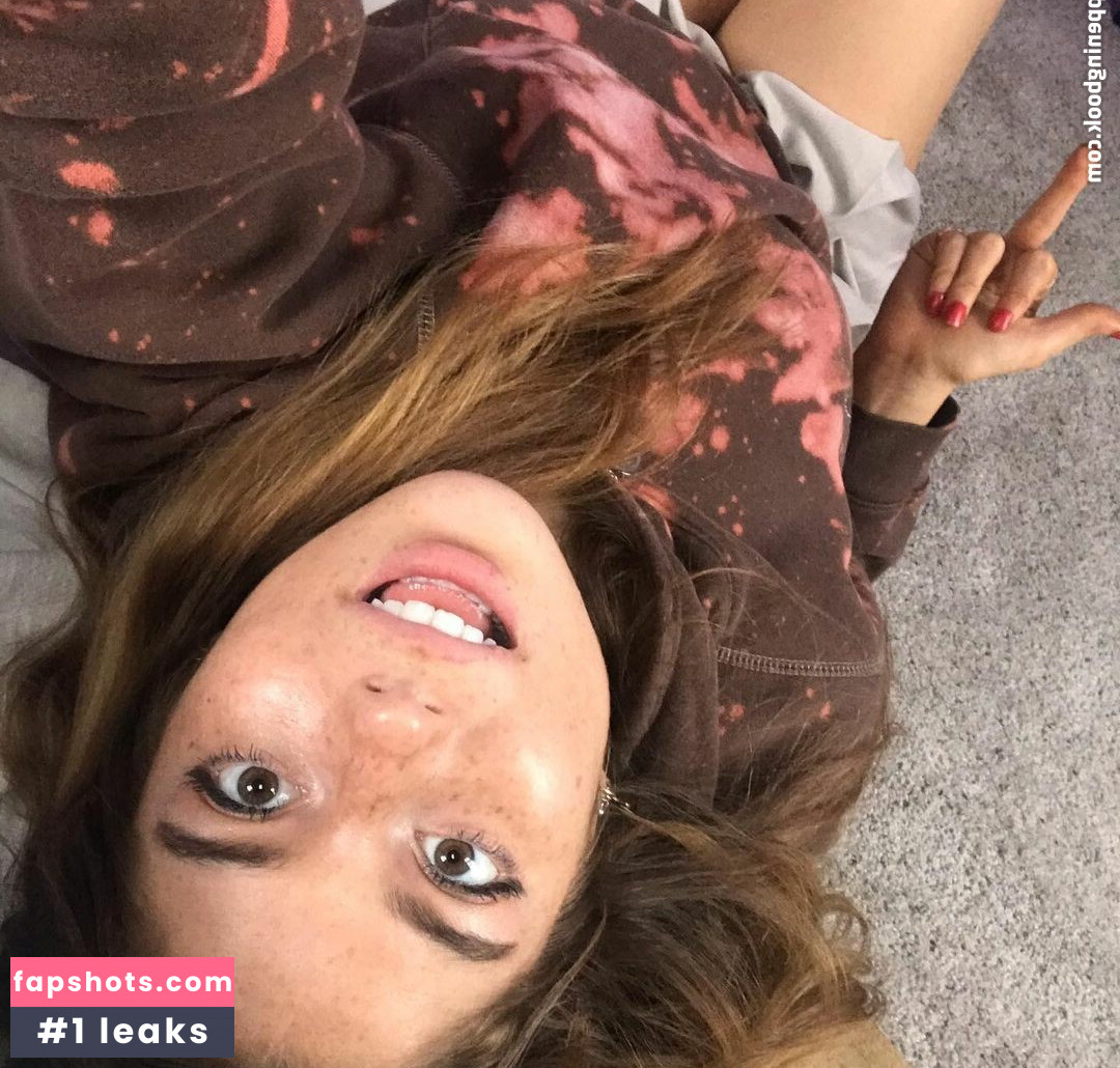 Hannah Stein gallery photo #22