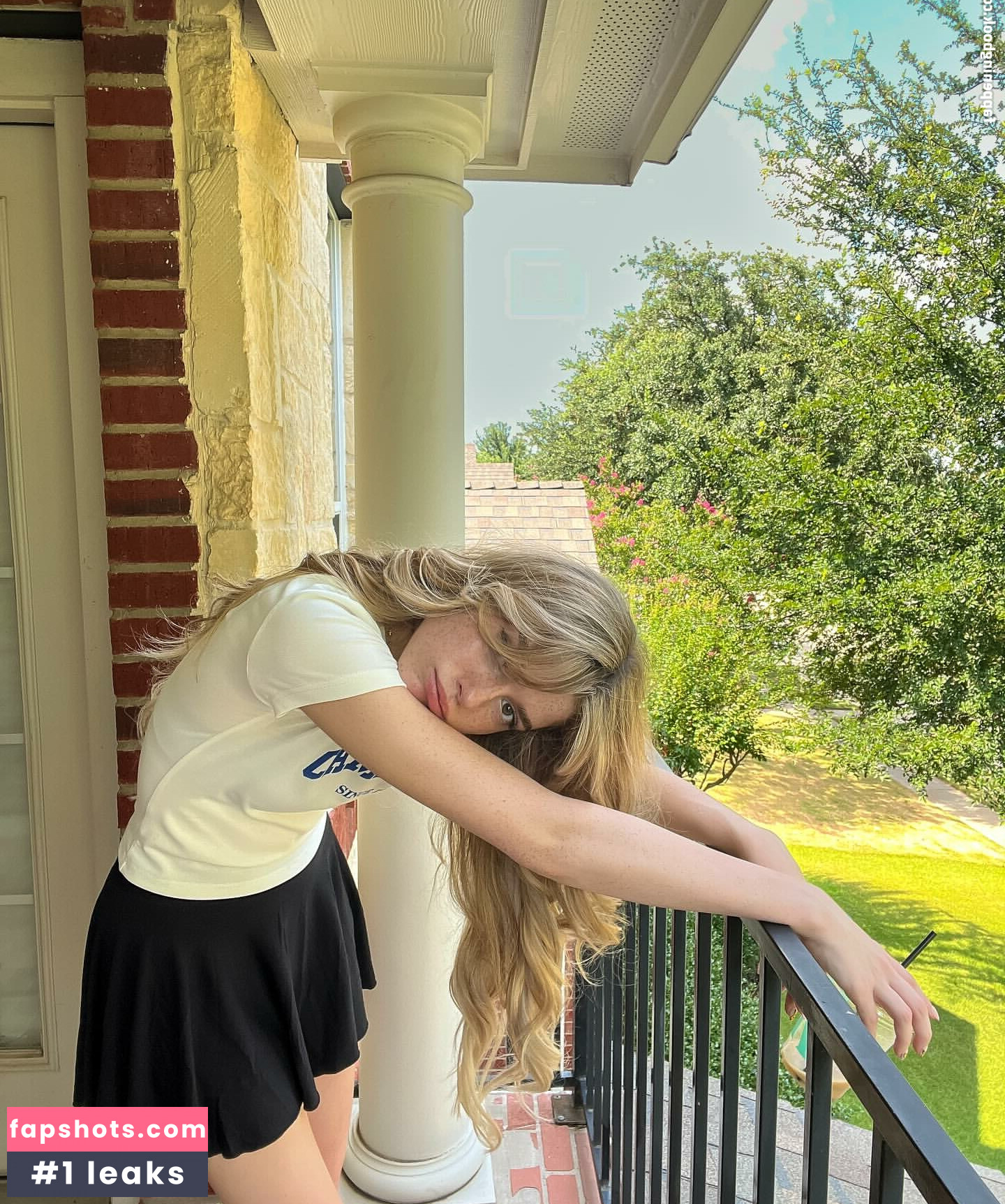 Hannah Stein gallery photo #73