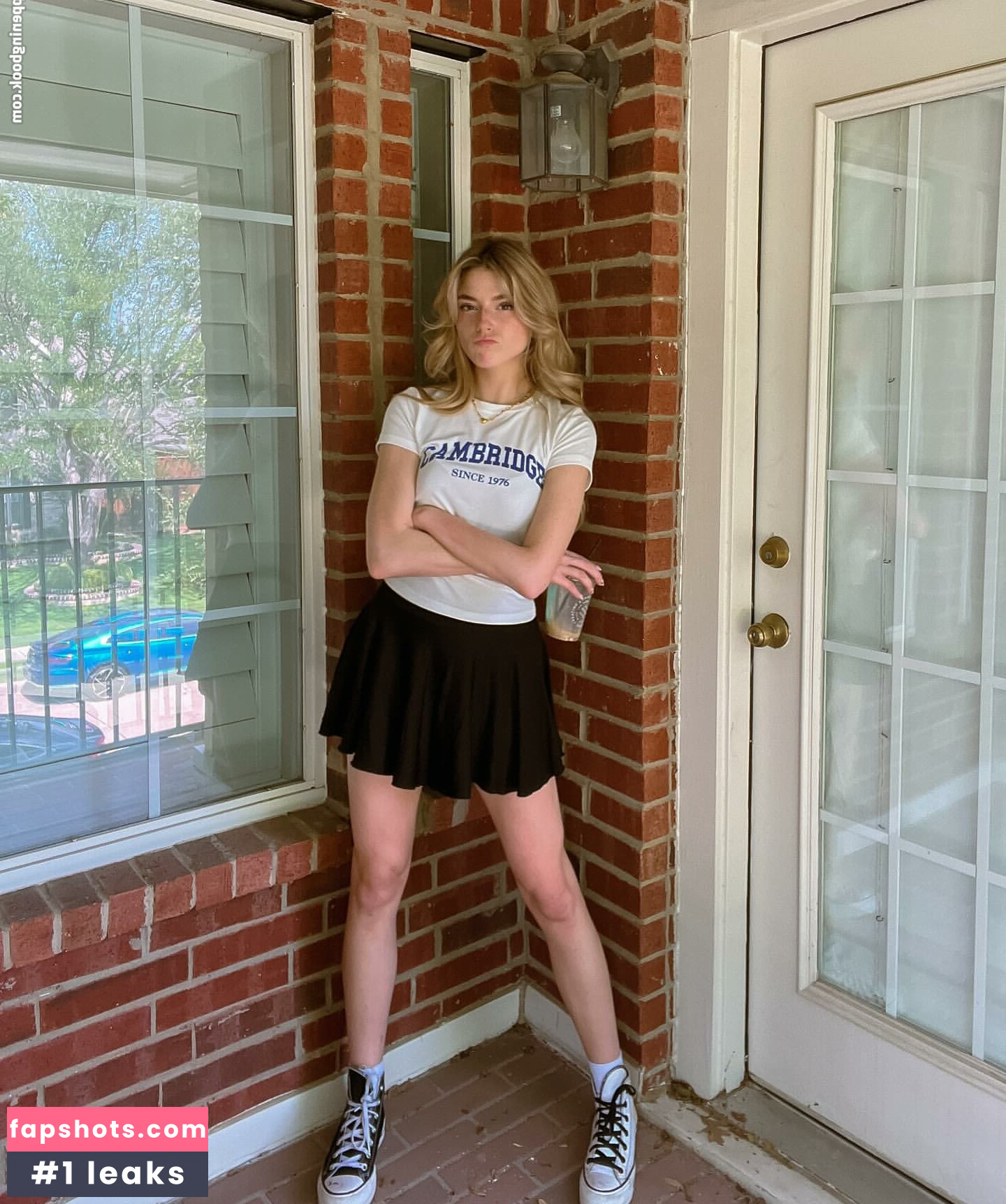 Hannah Stein gallery photo #83