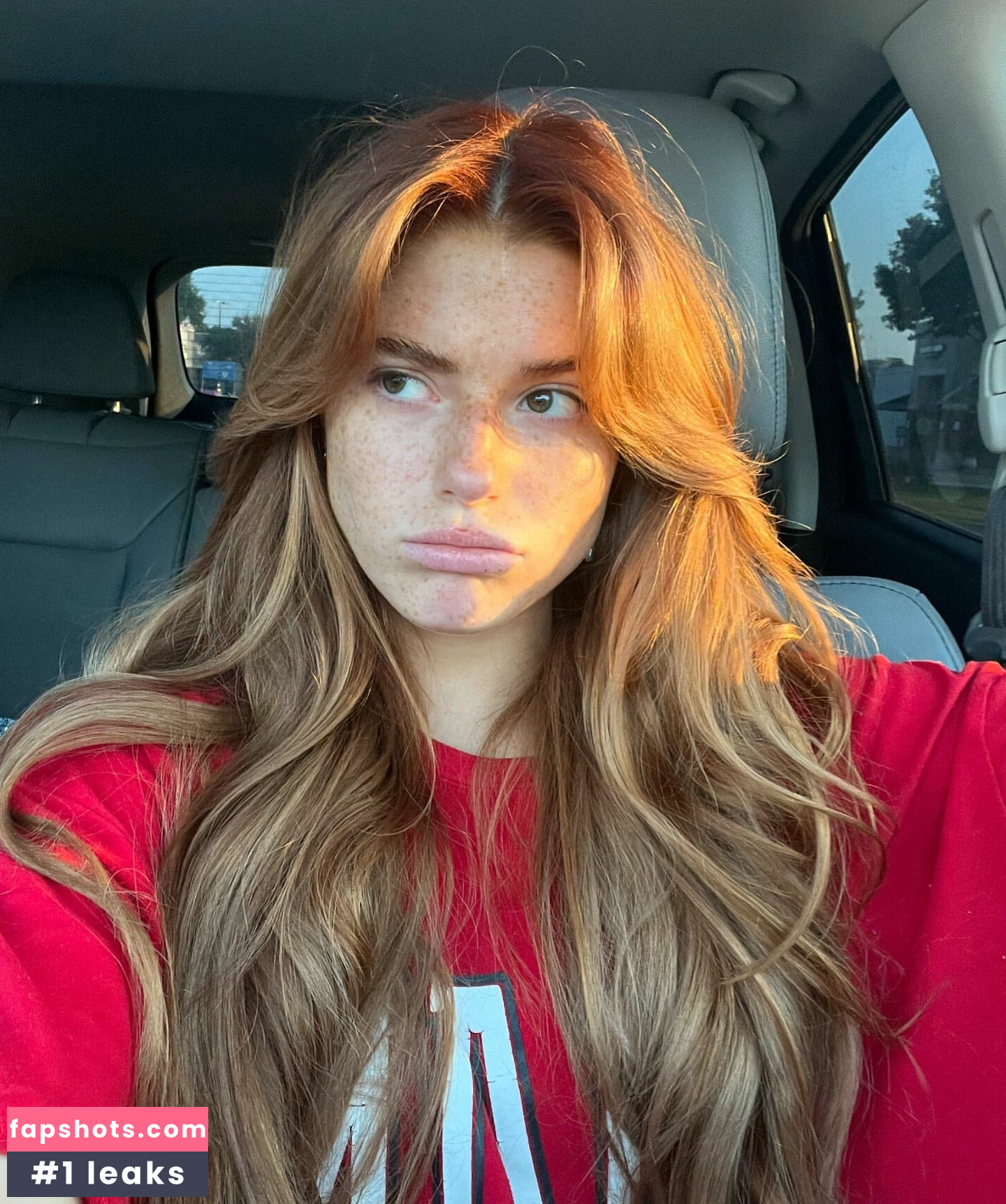 Hannah Stein gallery photo #84