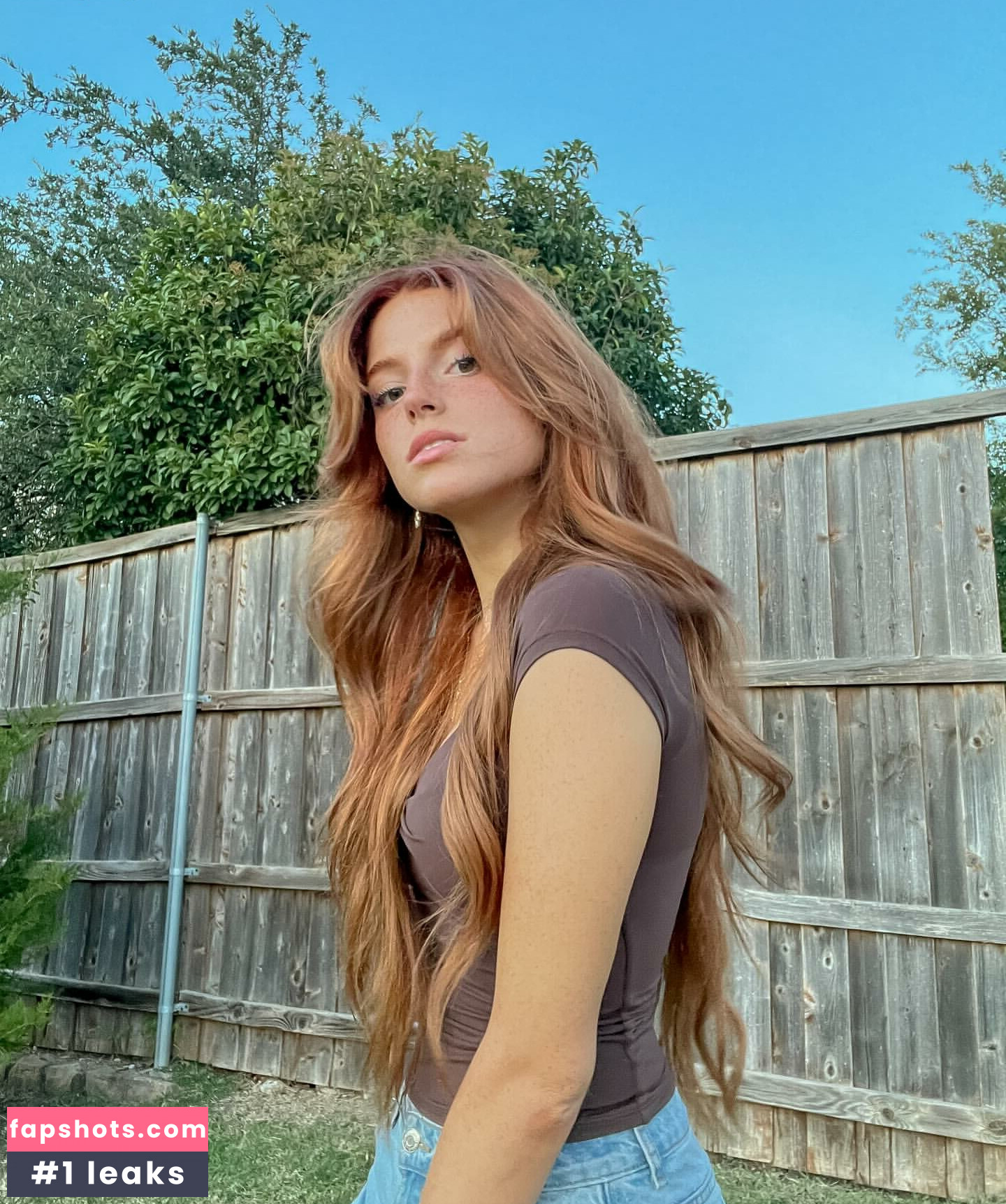 Hannah Stein gallery photo #86