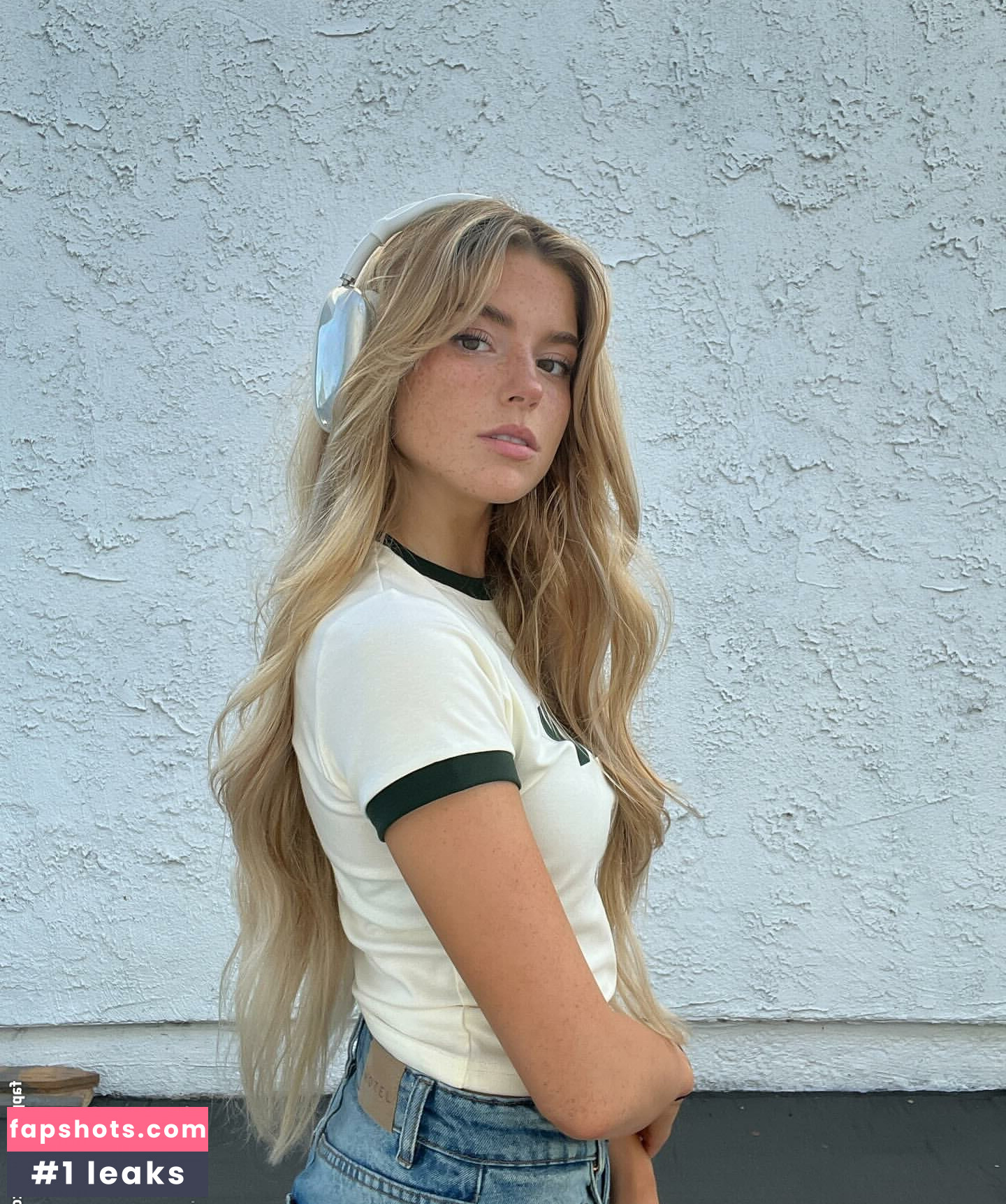 Hannah Stein gallery photo #87