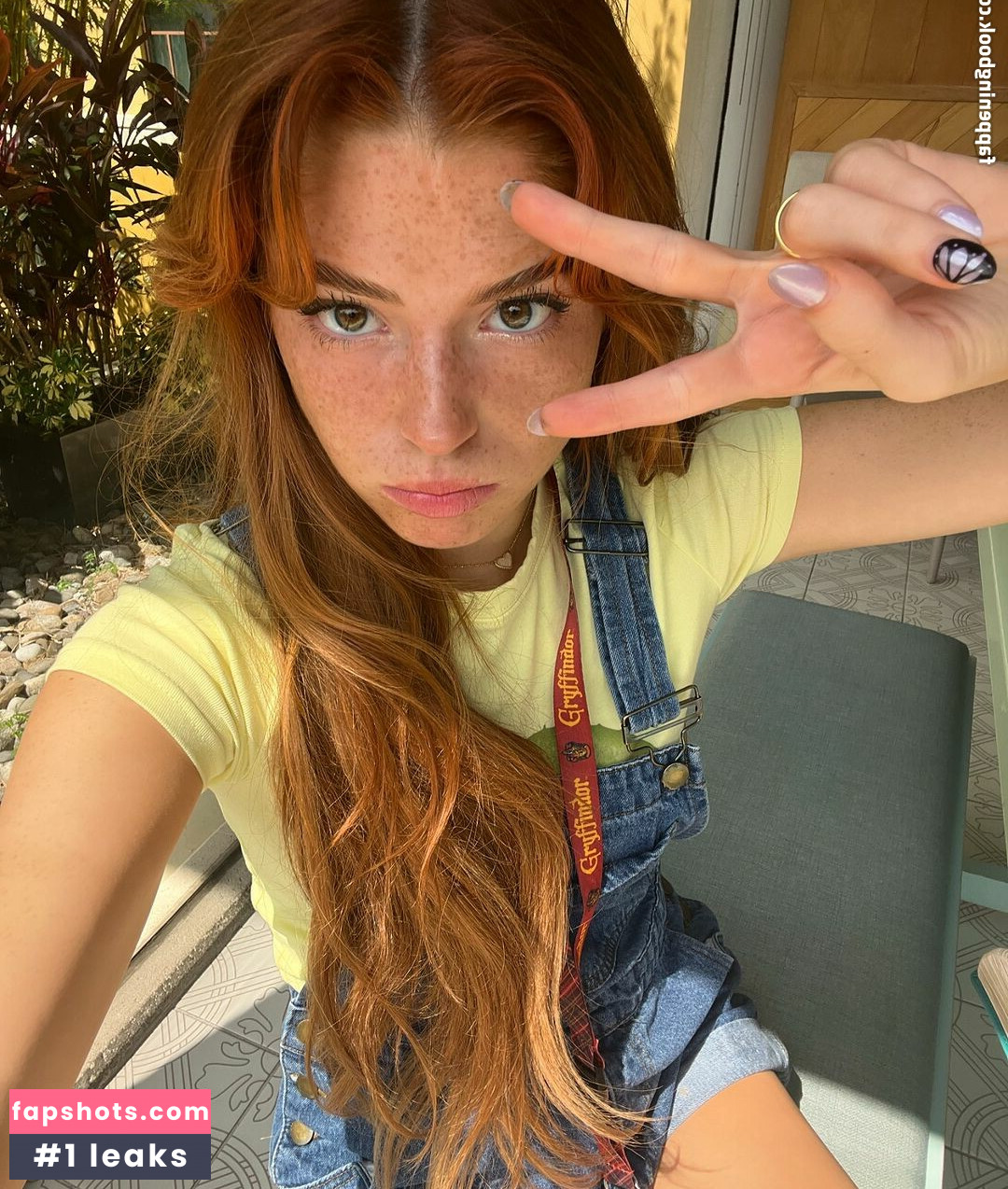 Hannah Stein gallery photo #88