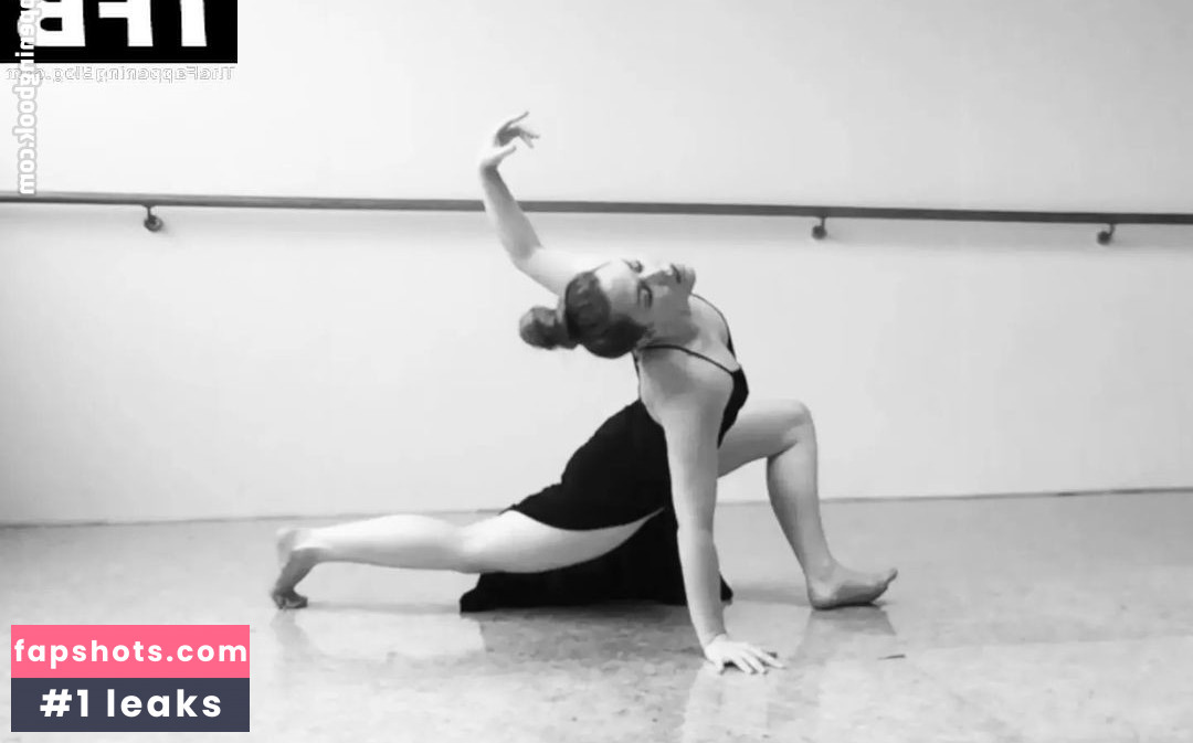 Hannah Tasker-Poland Nude Leaks OnlyFans Photos #24 - LeakJerk