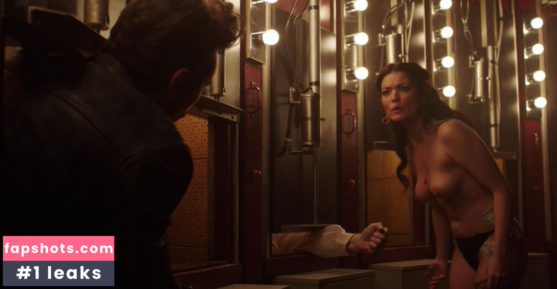 Hannah Townsend gallery photo #5