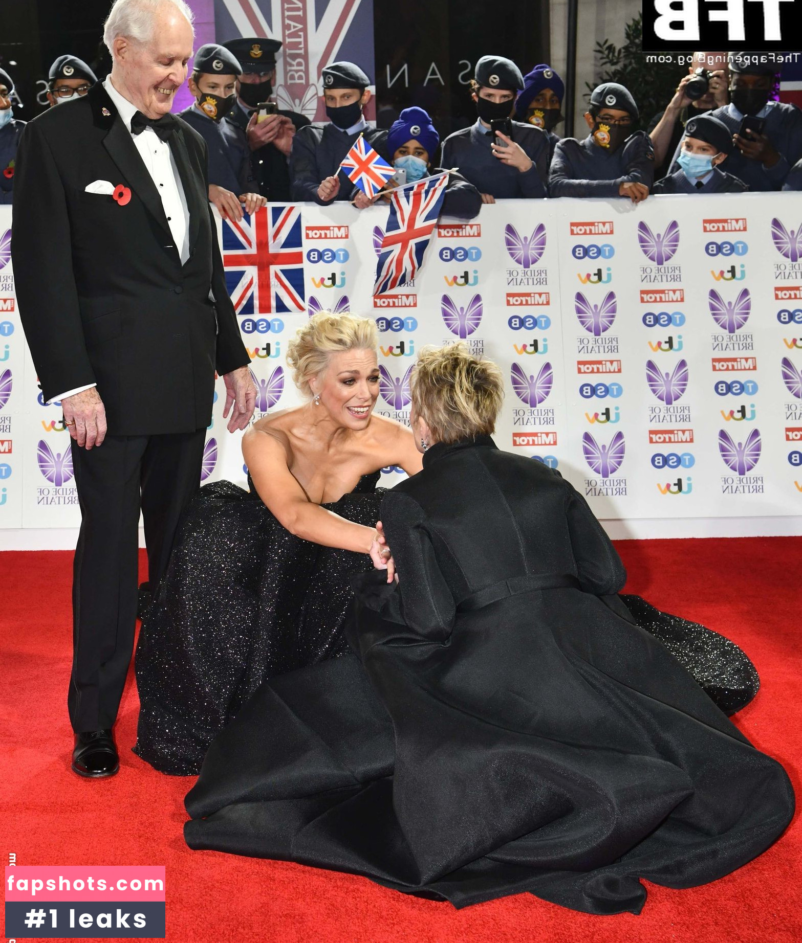 Hannah Waddingham gallery photo #217