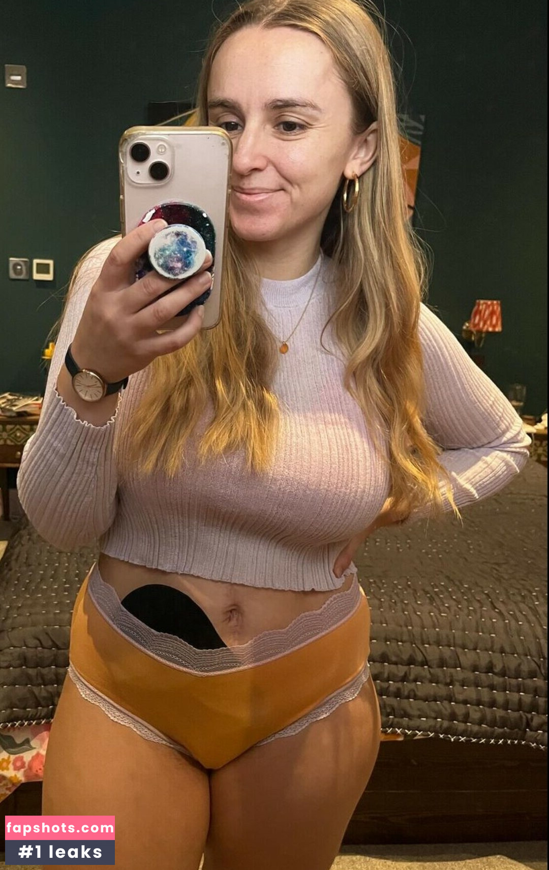 Hannah Witton Nude Leaks OnlyFans Photos #15 - LeakJerk