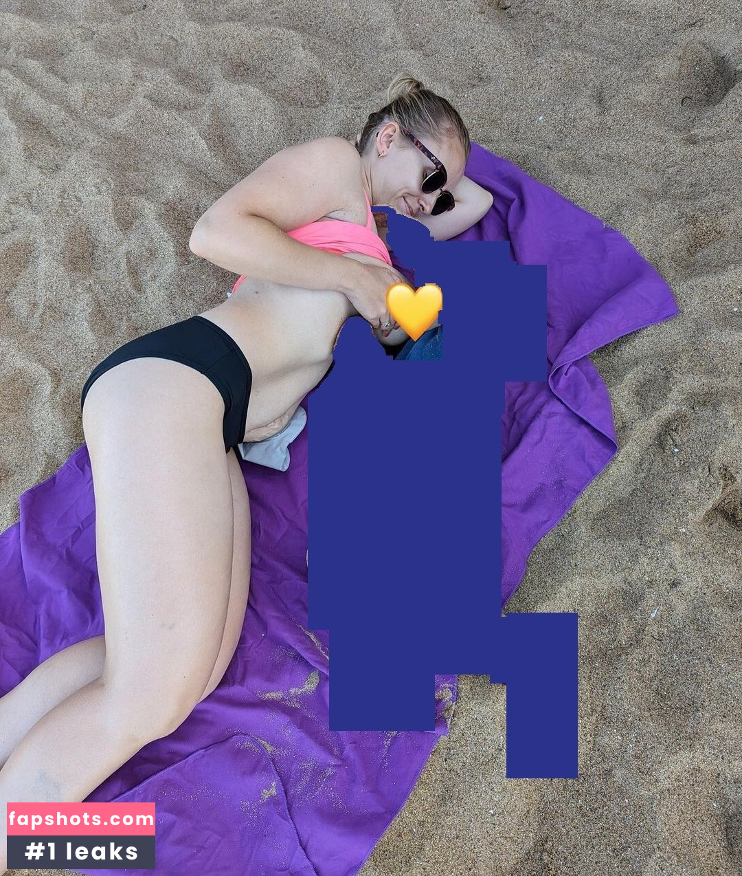 Hannah Witton Nude Leaks OnlyFans Photos #40 - LeakJerk