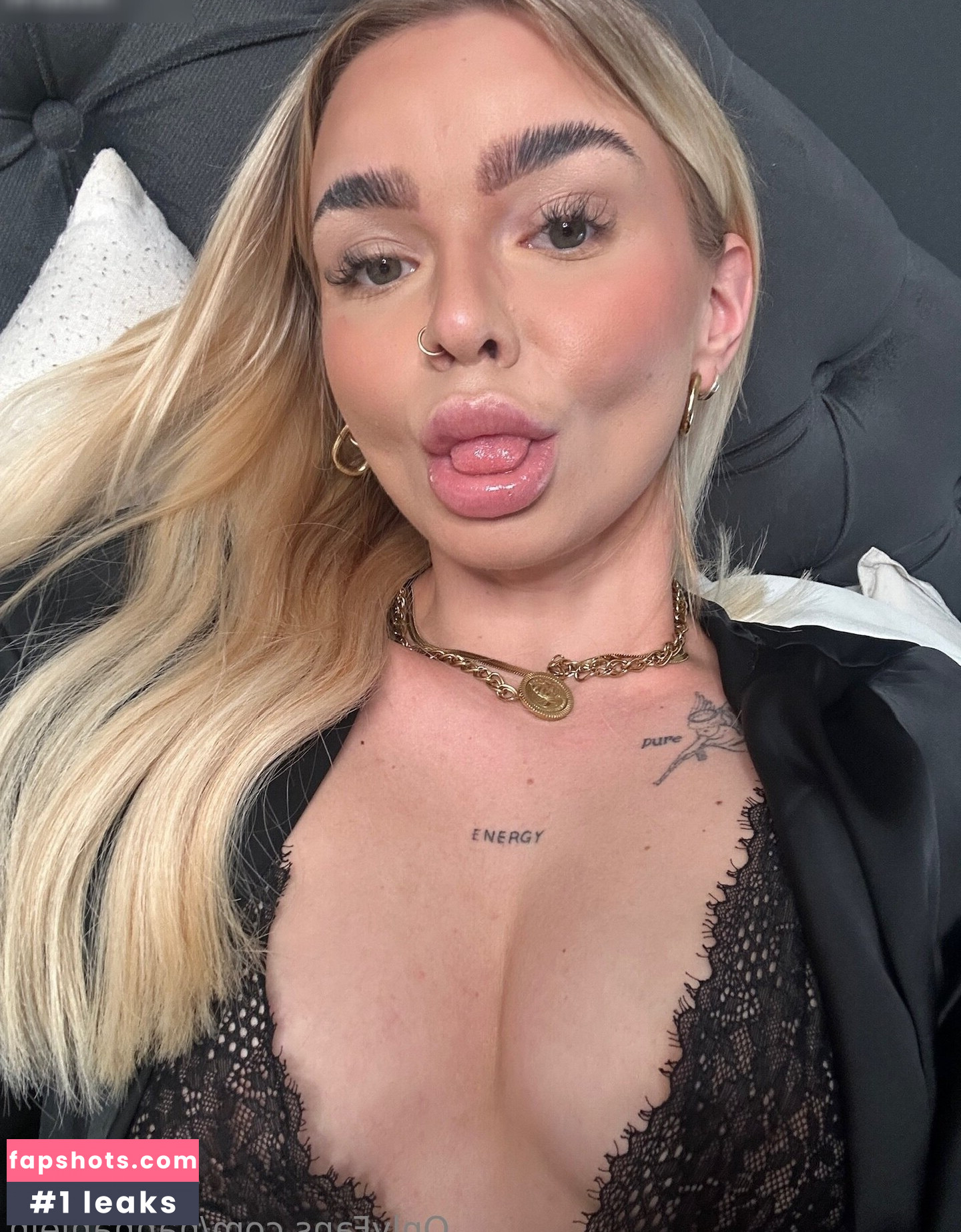 Hannahlein gallery photo #3