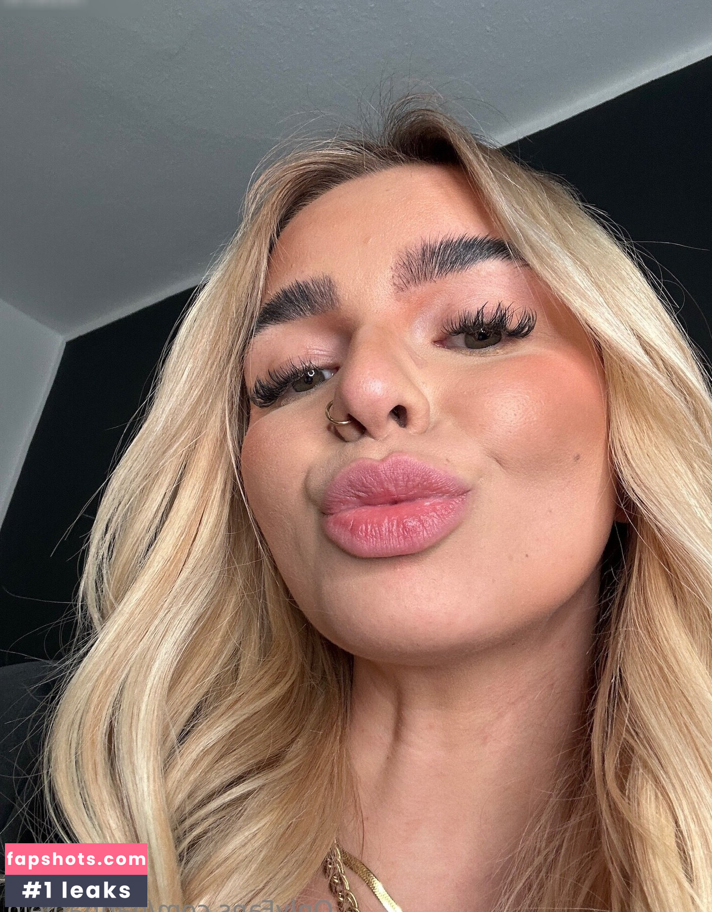 Hannahlein gallery photo #4