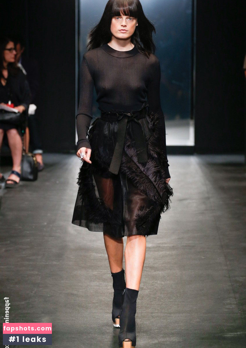 Hanne Gaby Odiele gallery photo #14