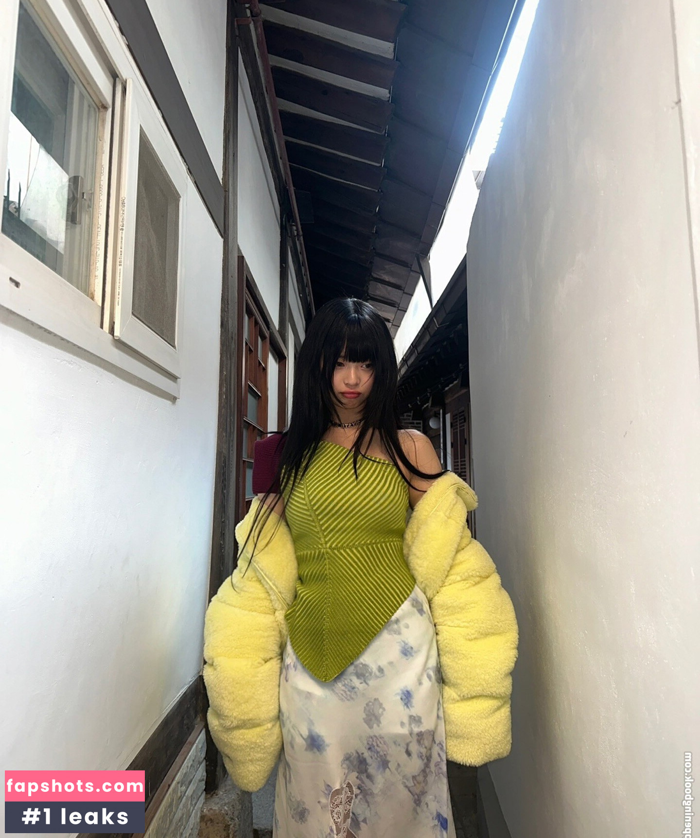 Hanni Pham gallery photo #55