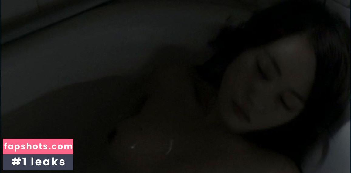 Hao Lei gallery photo #9