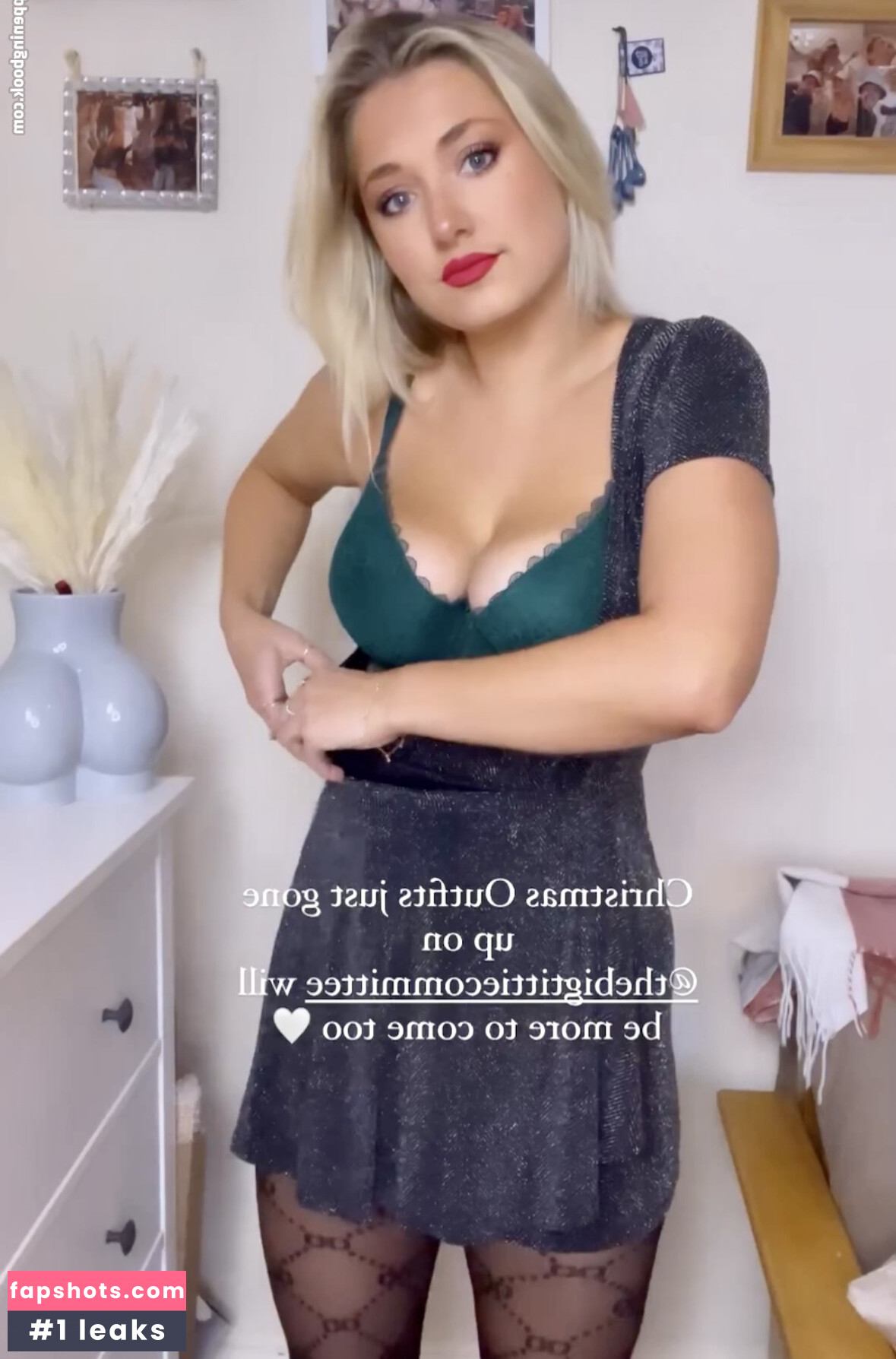 Hari Beavis gallery photo #139