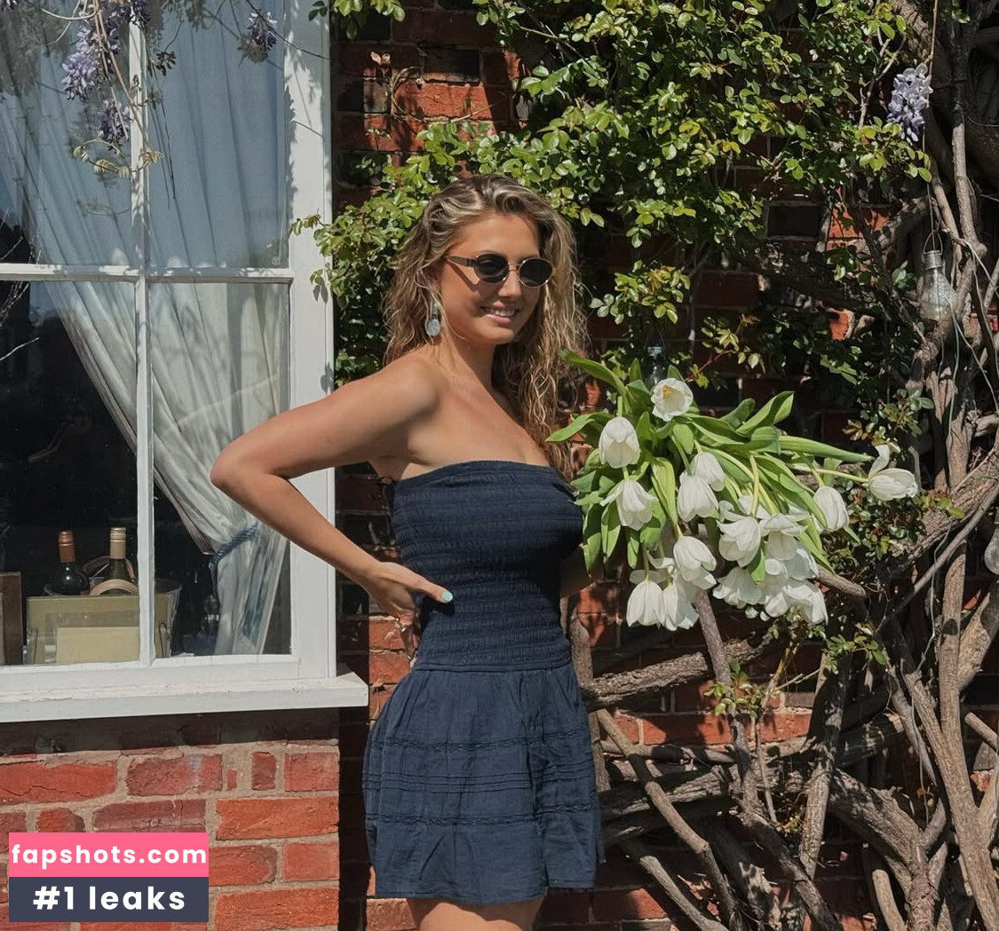 Hari Beavis Nude Leaks OnlyFans Photos #4 - LeakJerk