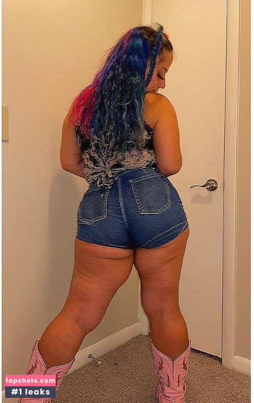 Harlee Queeni gallery photo #4