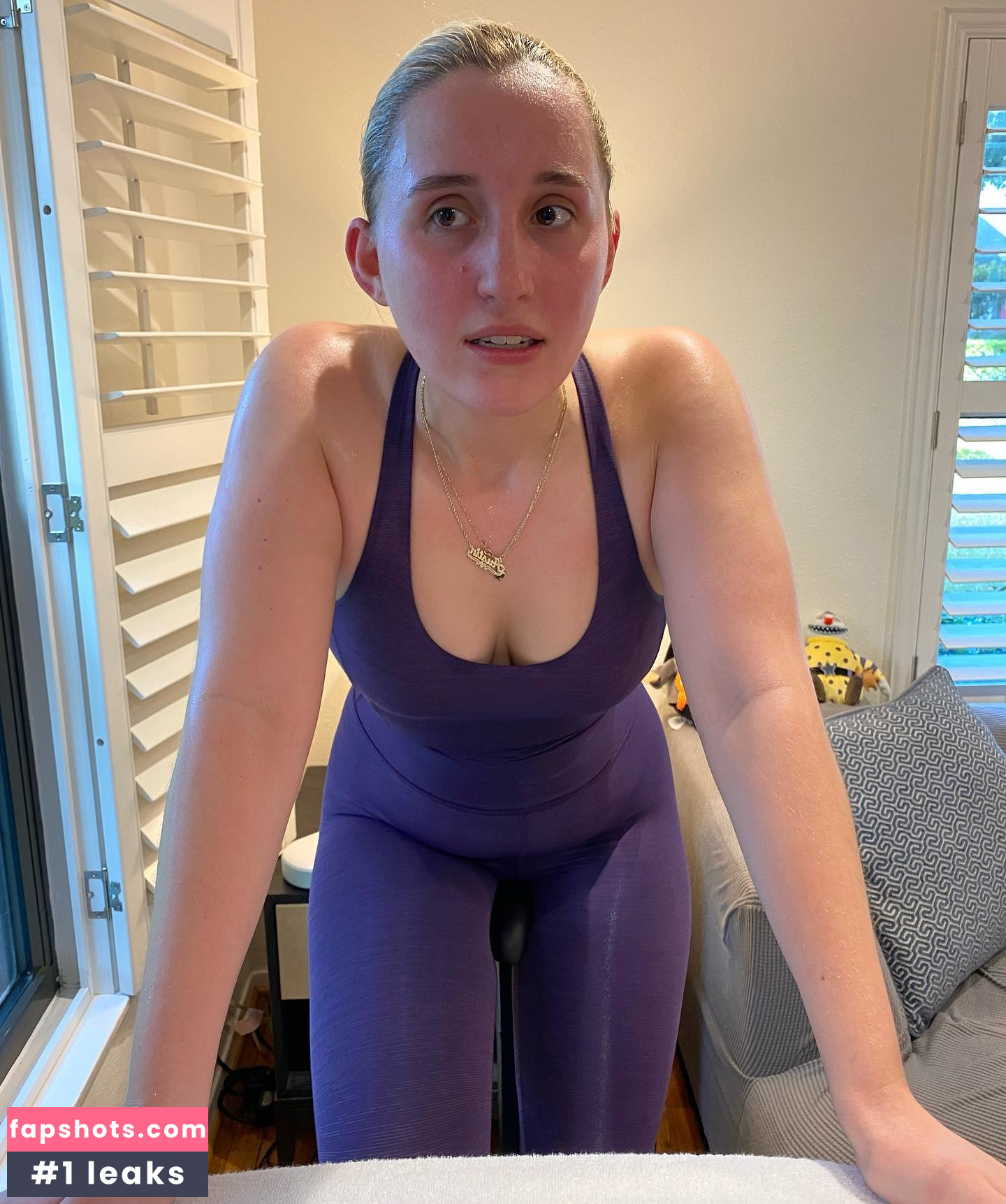 Harley Quinn Smith gallery photo #142