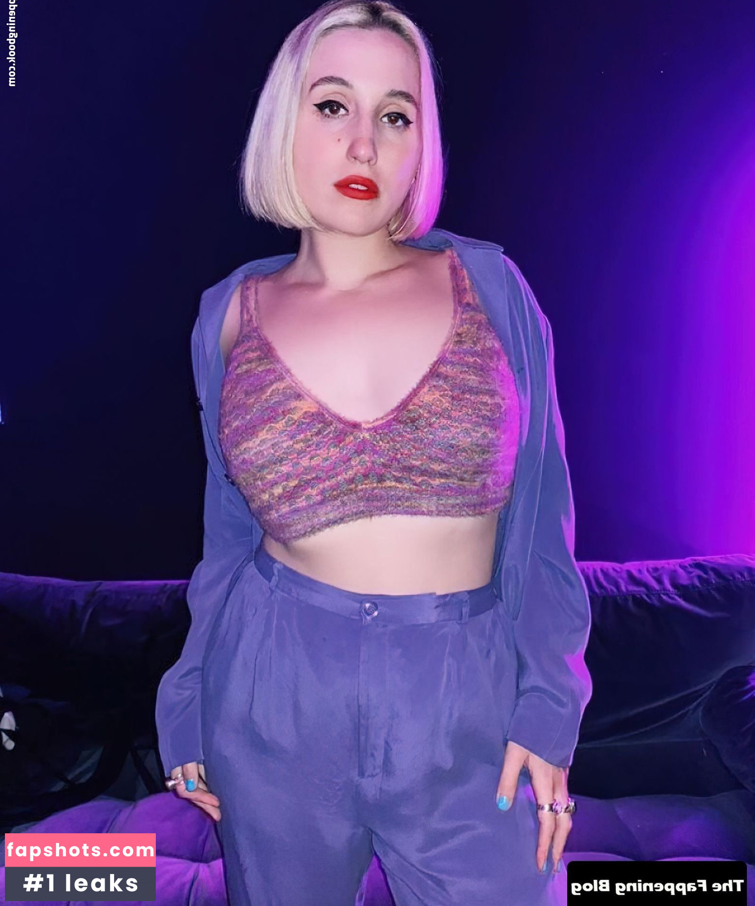 Harley Quinn Smith gallery photo #150