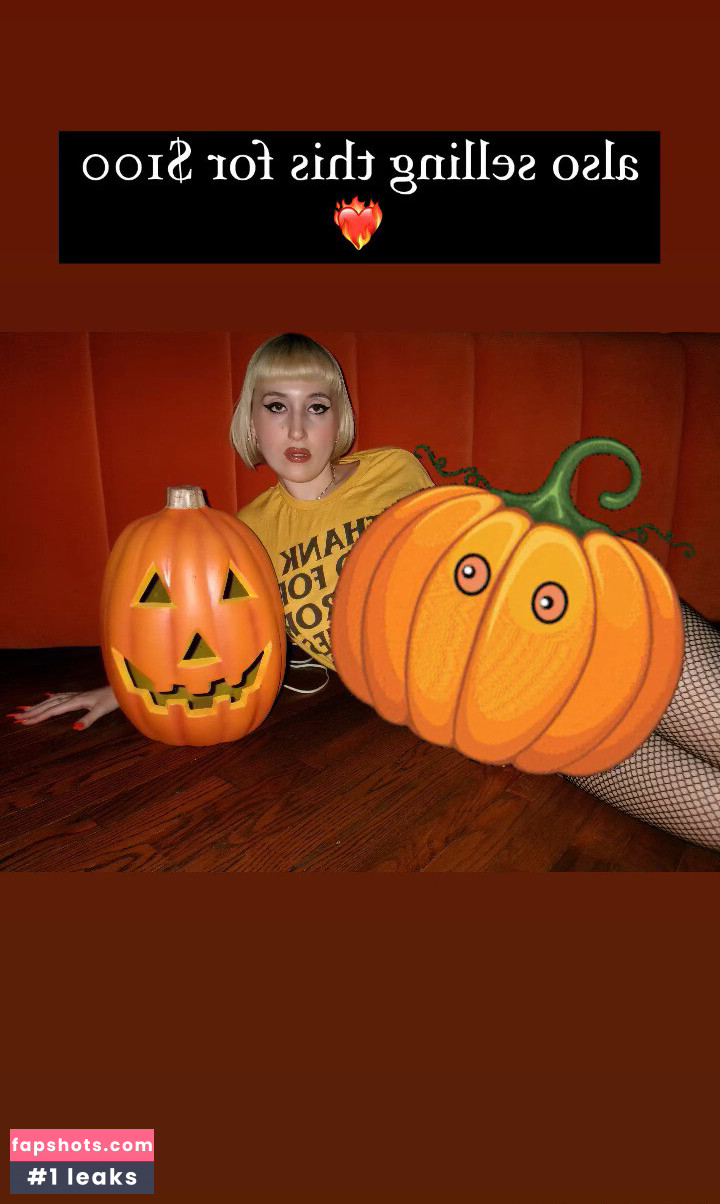 Harley Quinn Smith gallery photo #62