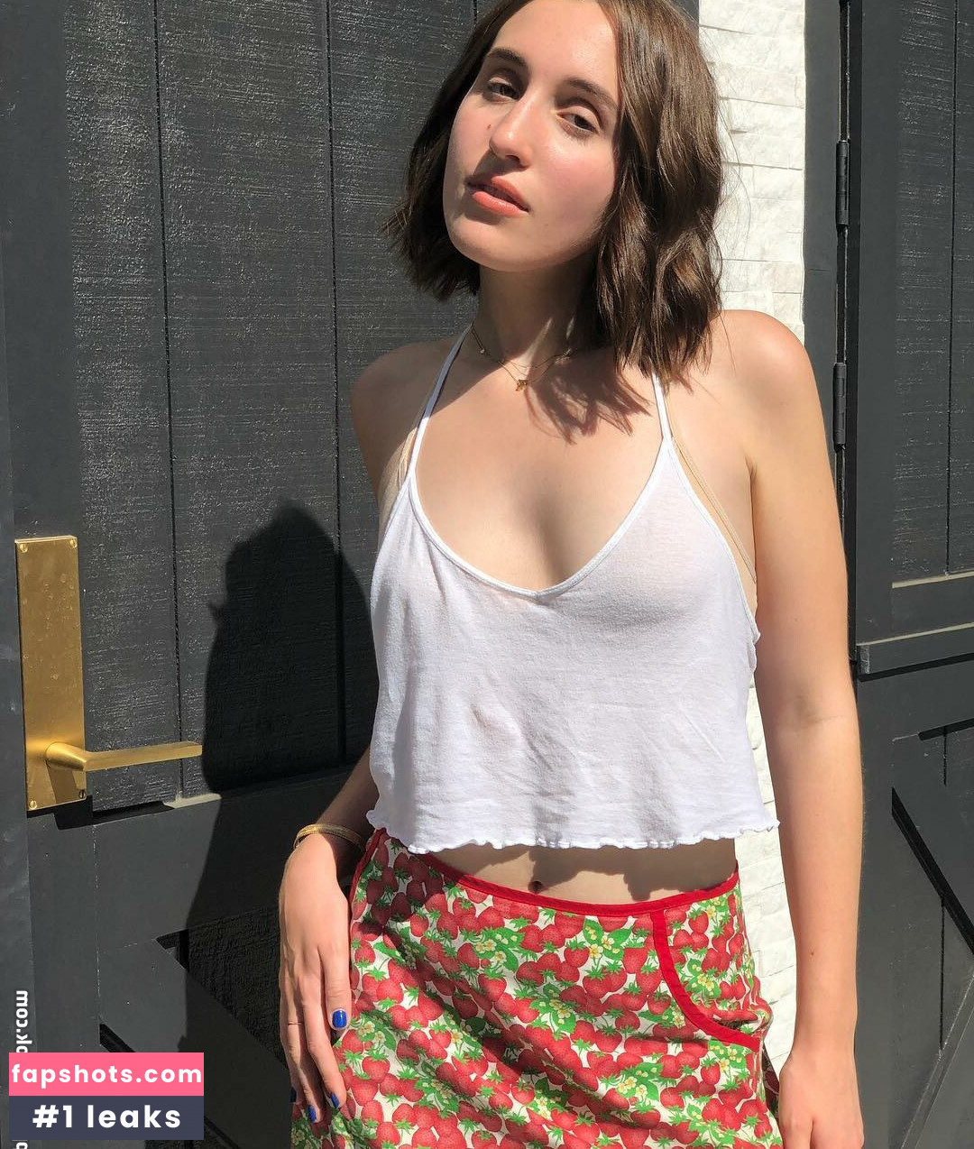 Harley Quinn Smith gallery photo #98