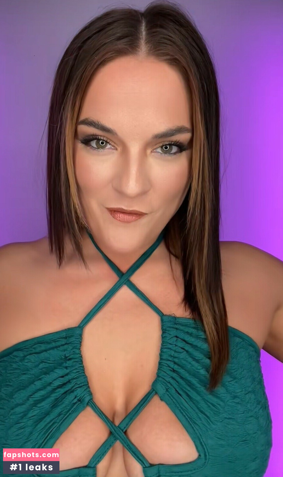 Harley Zade gallery photo #3