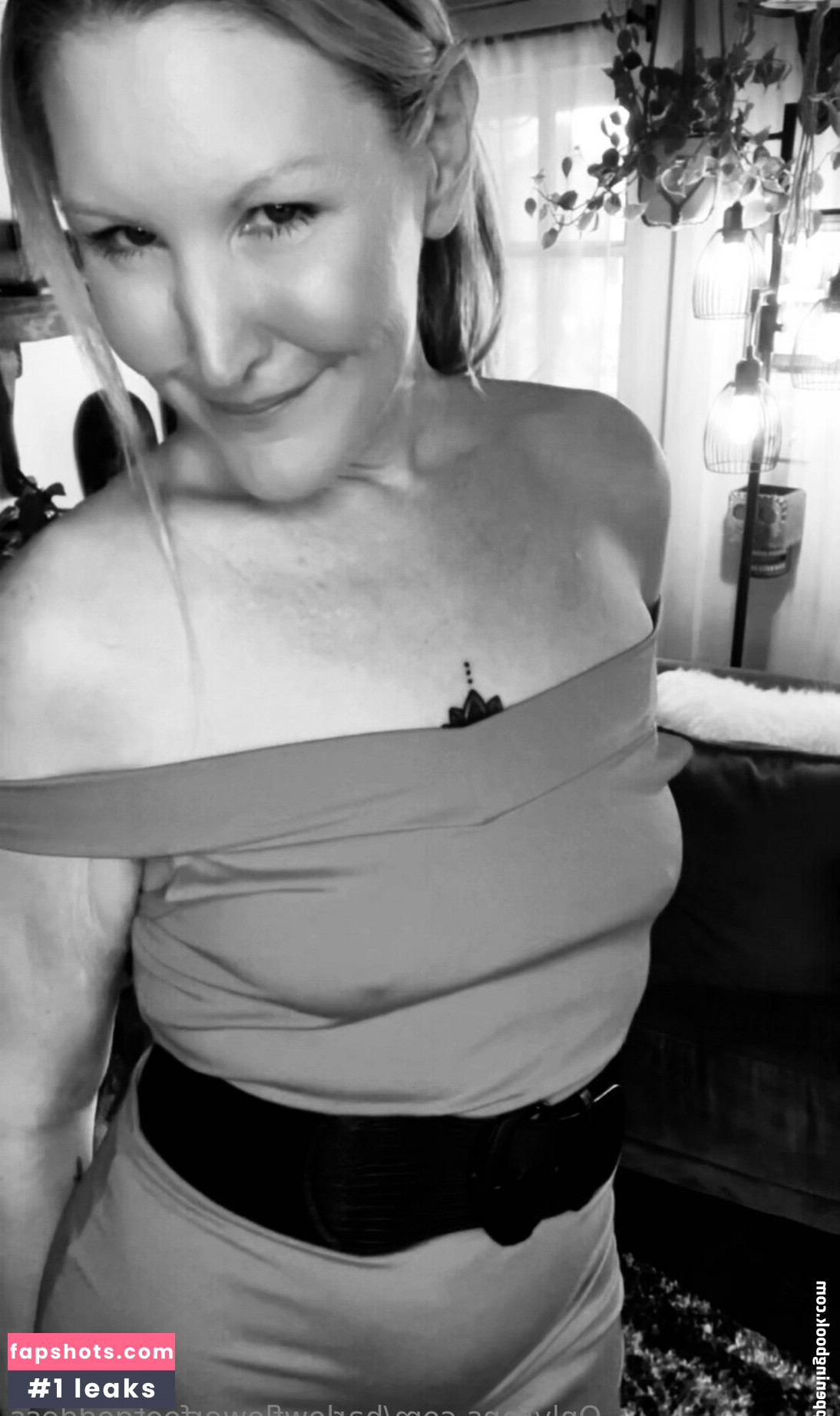 harlowflowerfootgoddess gallery photo #25