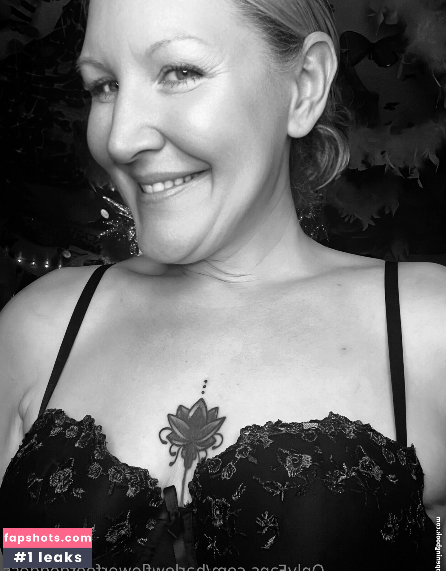 harlowflowerfootgoddess gallery photo #10