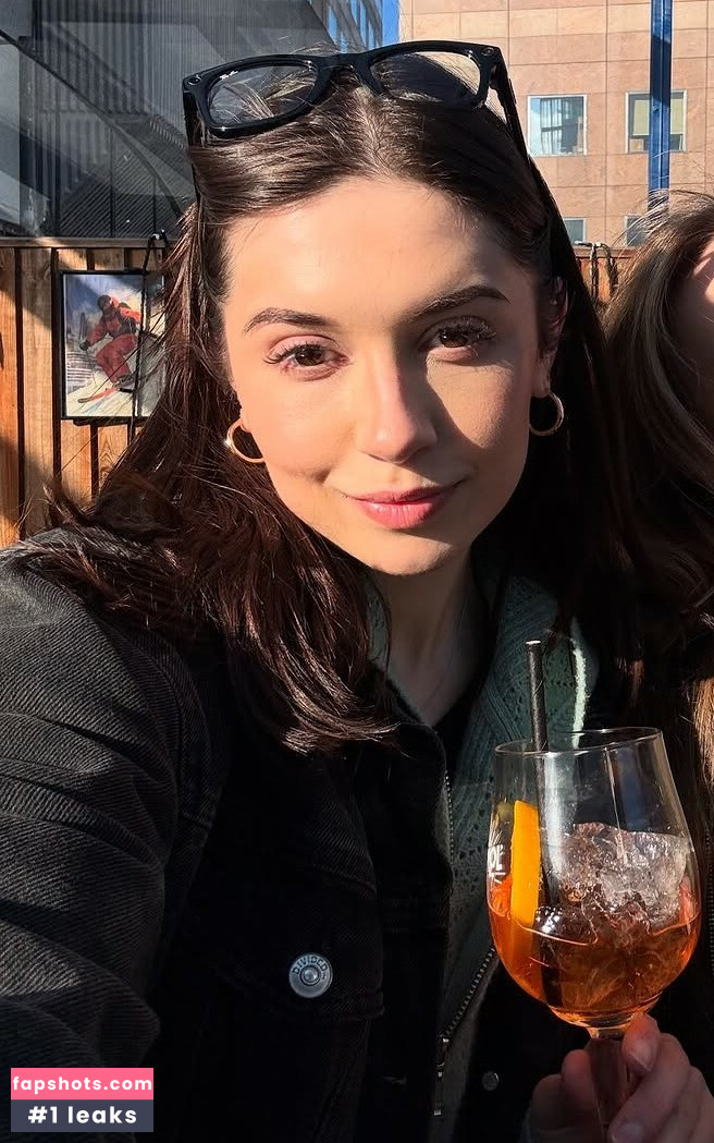 Harrie Silver nude babe gallery