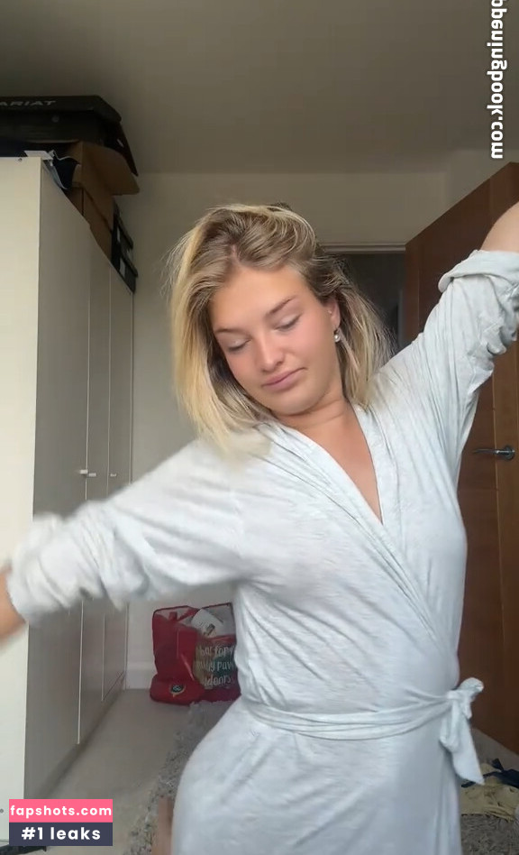 Harriet Cowan From Clarkson's Farm nude babe gallery