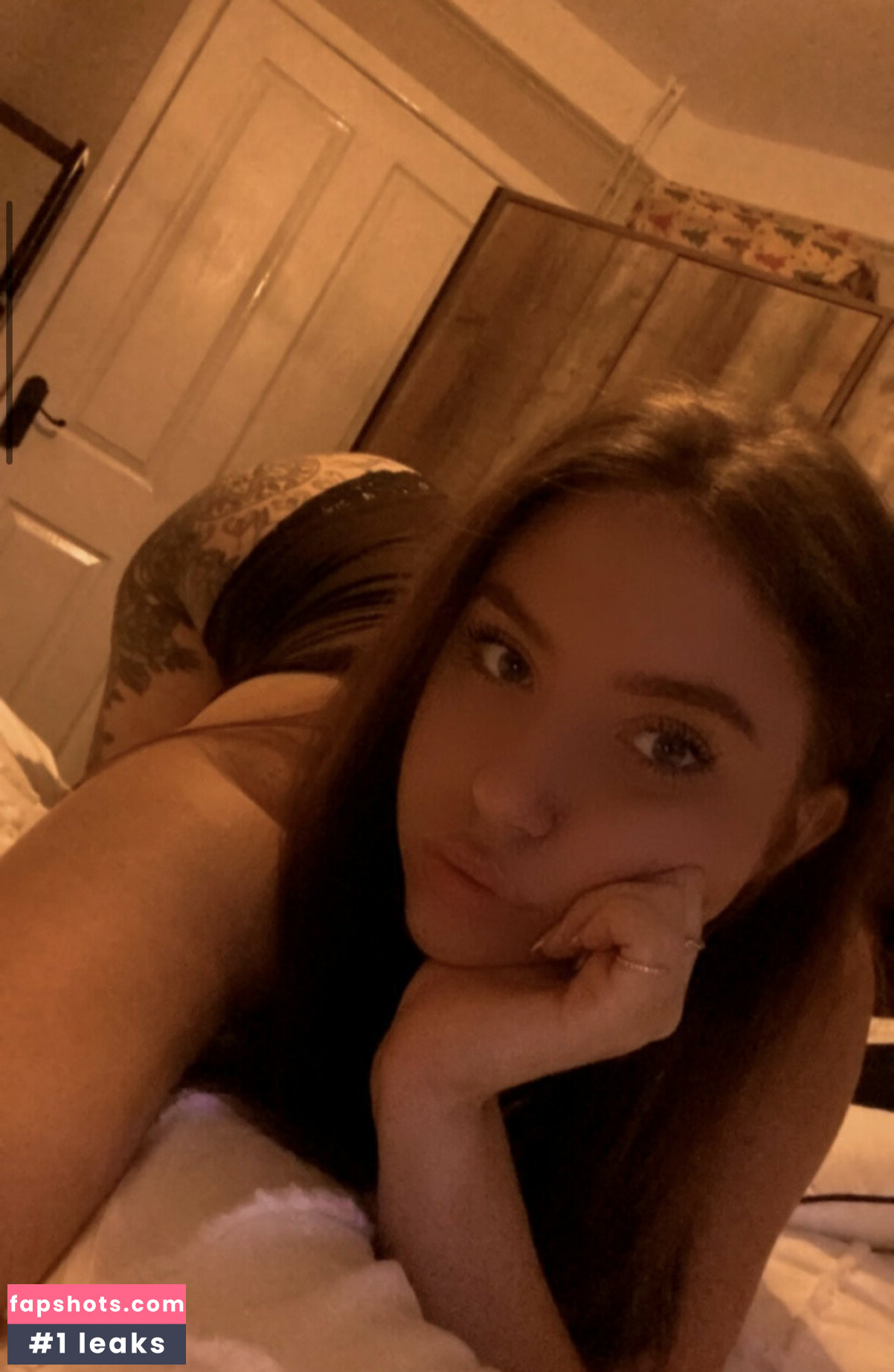 Harriet gallery photo #20