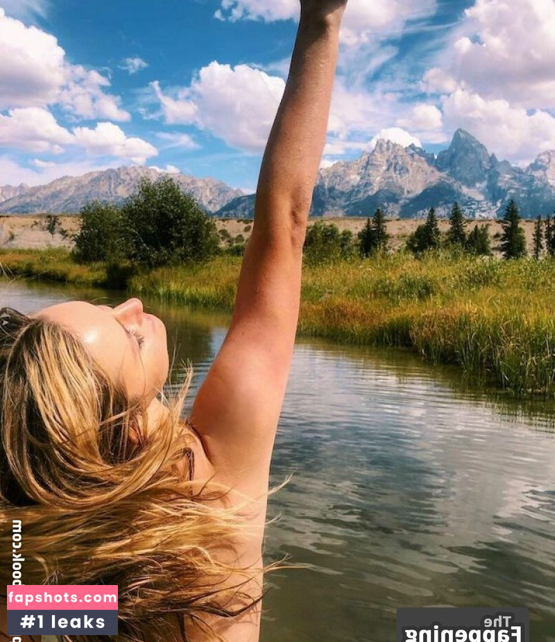 Hassie Harrison Nude Leaks OnlyFans Photos #54 - LeakJerk