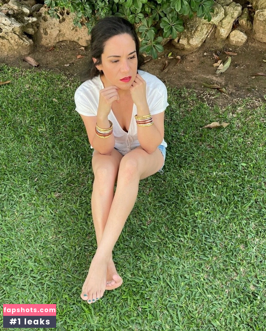 hathayogasoulsexyfeet gallery photo #2