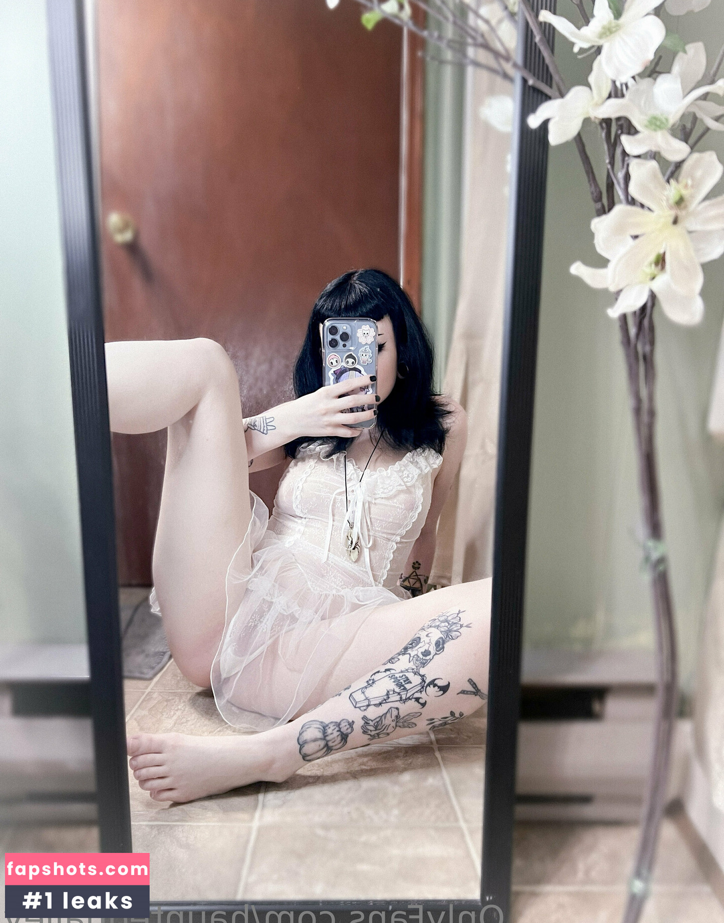 hauntedhailey gallery photo #30