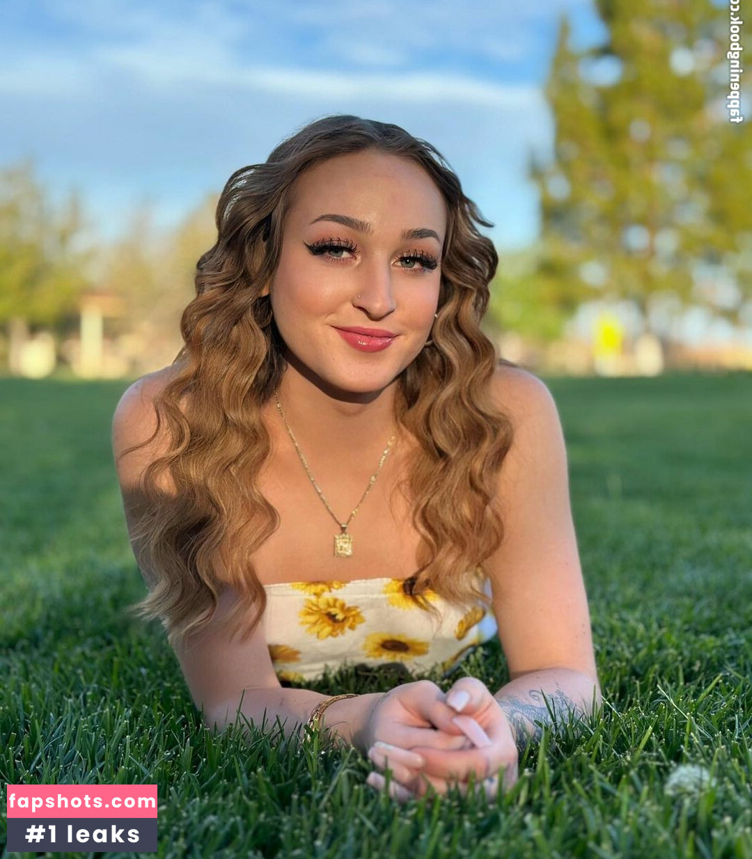 Haven Rose gallery photo #44