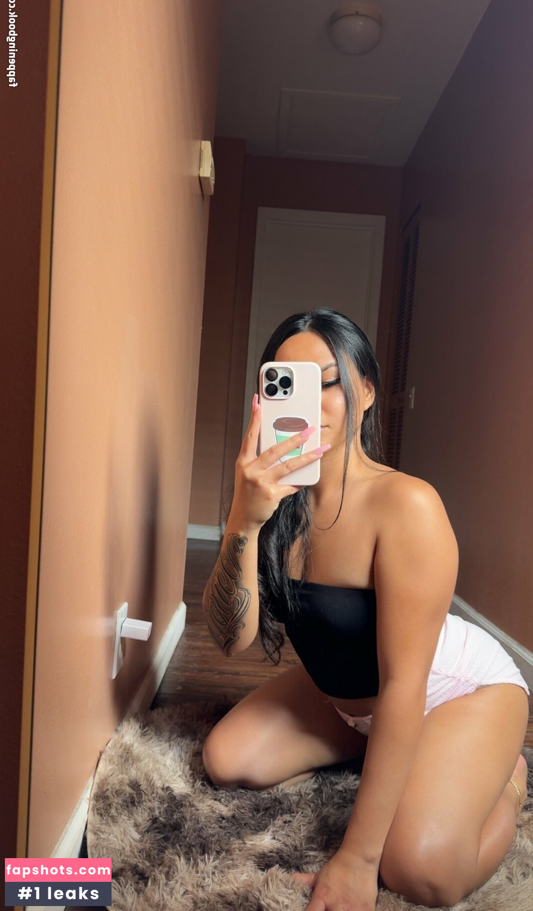 Hawaii Baddies gallery photo #20