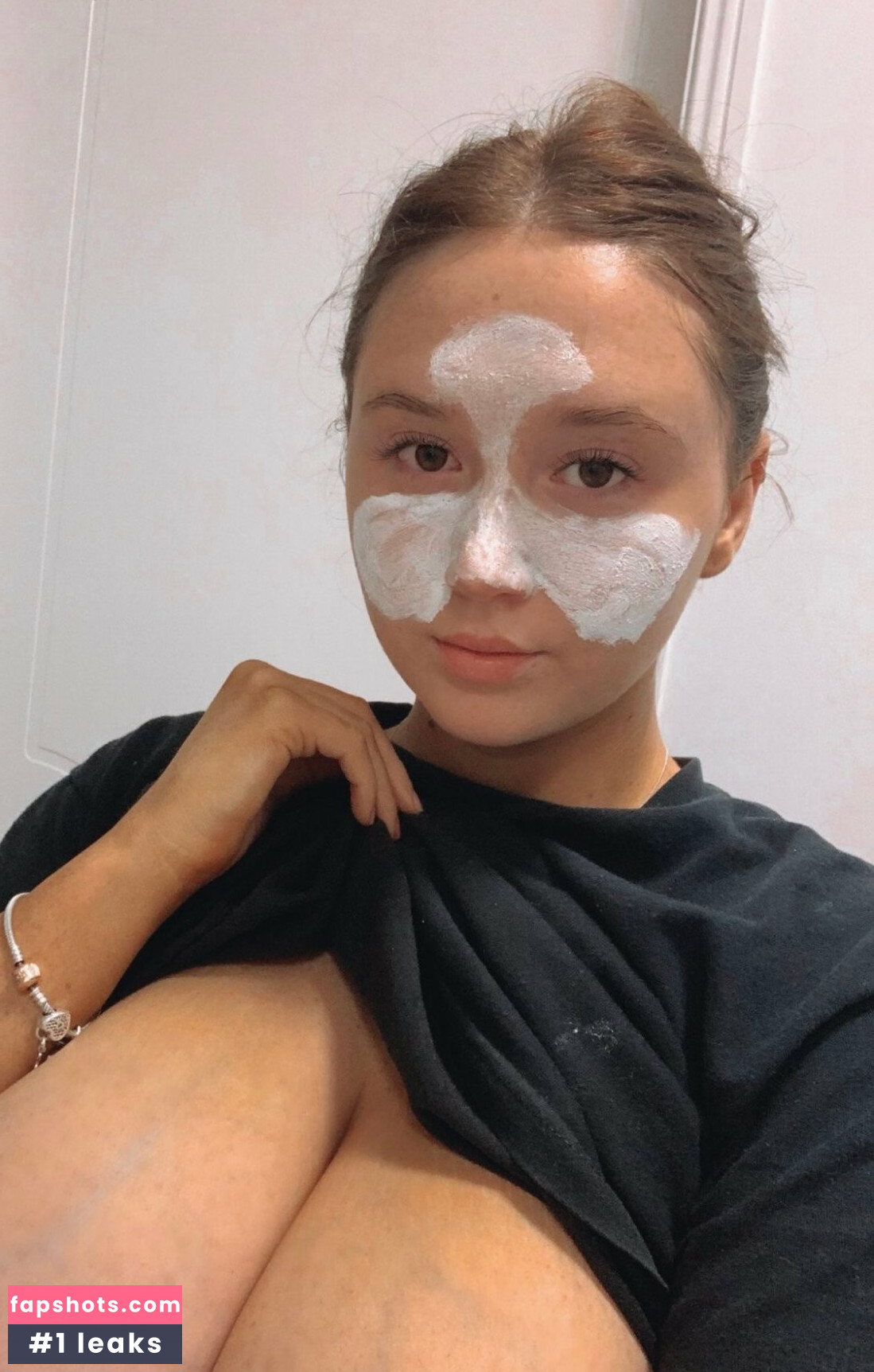 Hayley Aurisch gallery photo #15