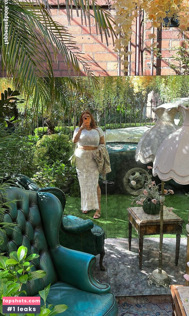 Hayley Aurisch gallery photo #44