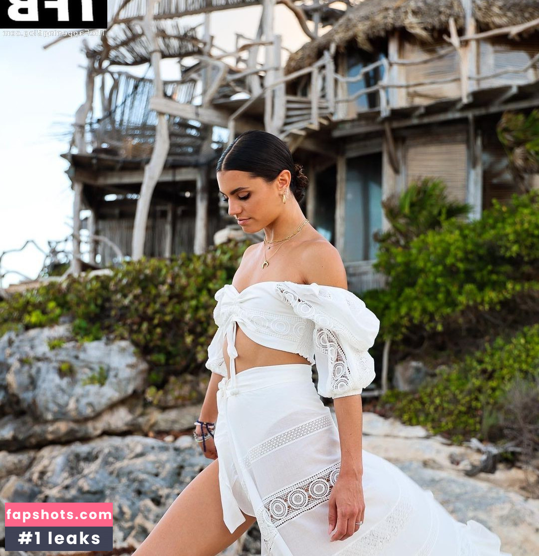 Hayley Erbert gallery photo #3