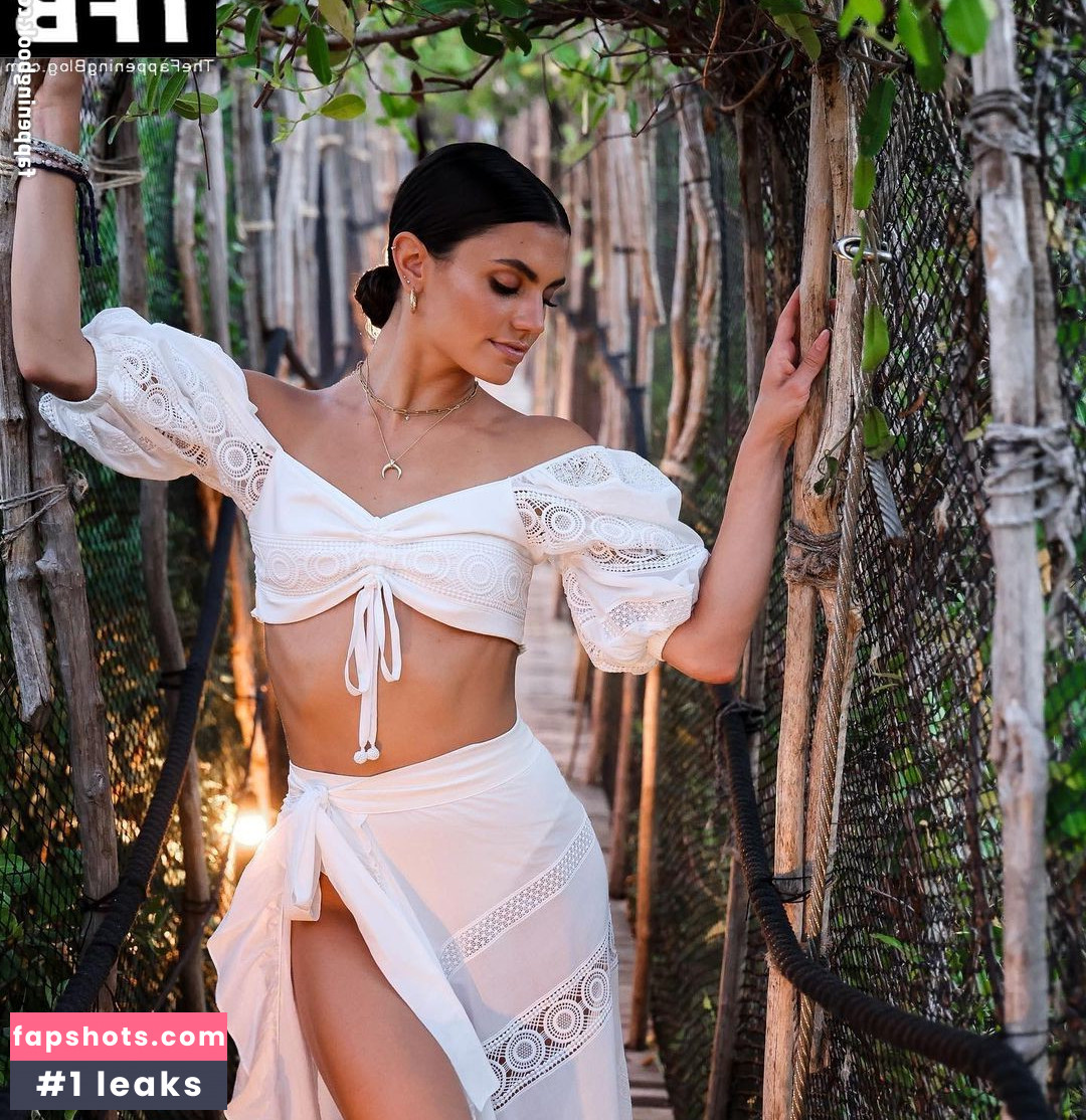 Hayley Erbert gallery photo #5