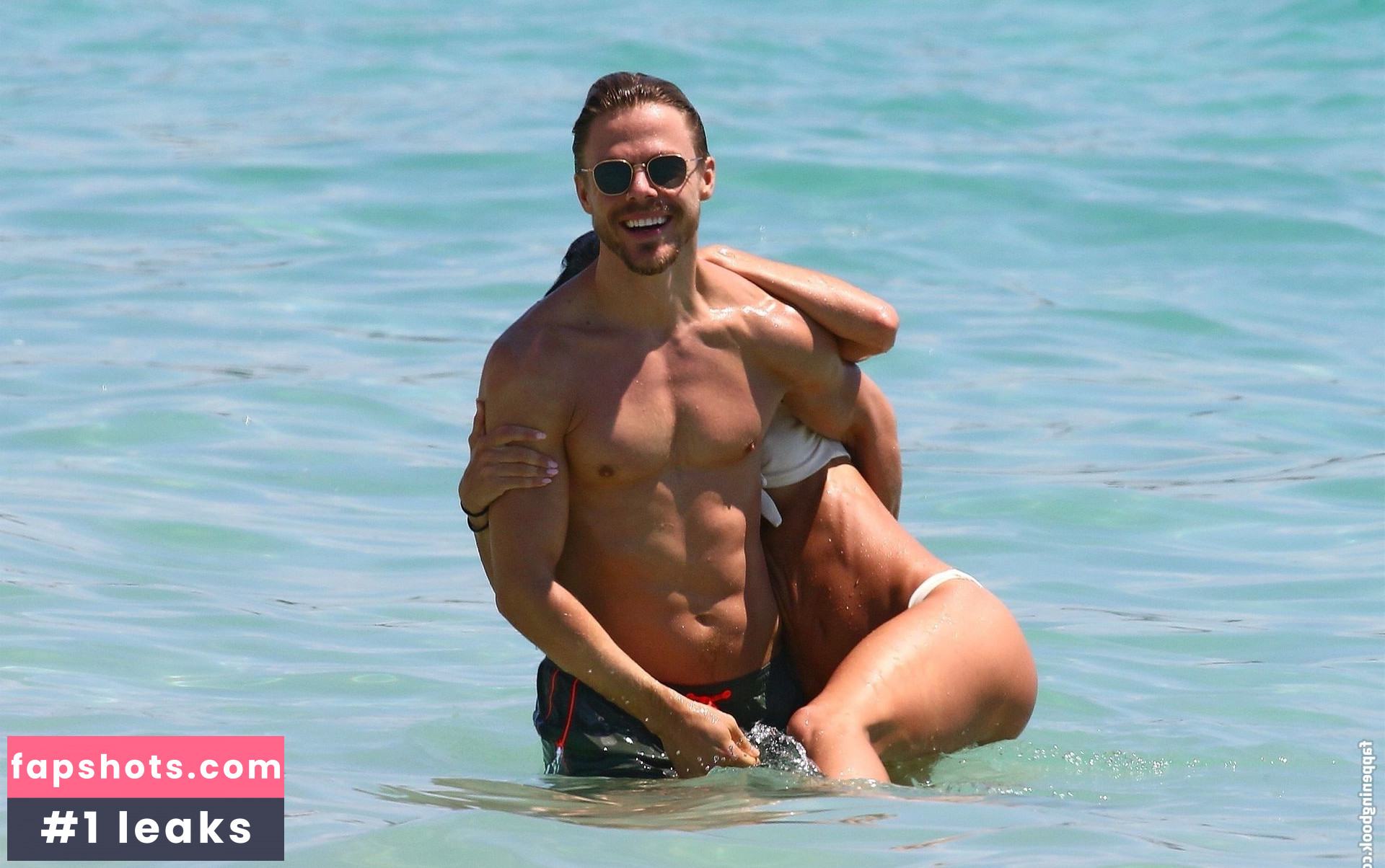 Hayley Erbert gallery photo #50