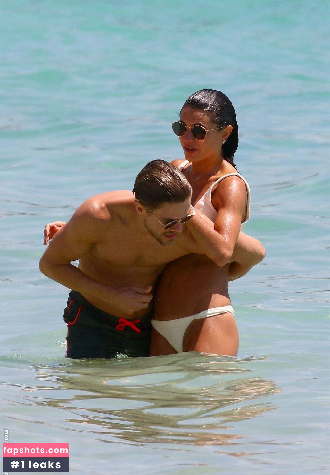 Hayley Erbert gallery photo #51