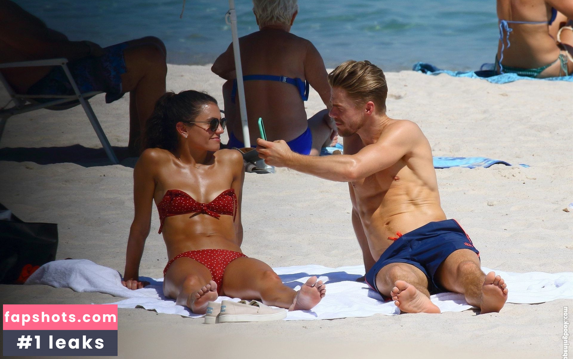 Hayley Erbert gallery photo #73