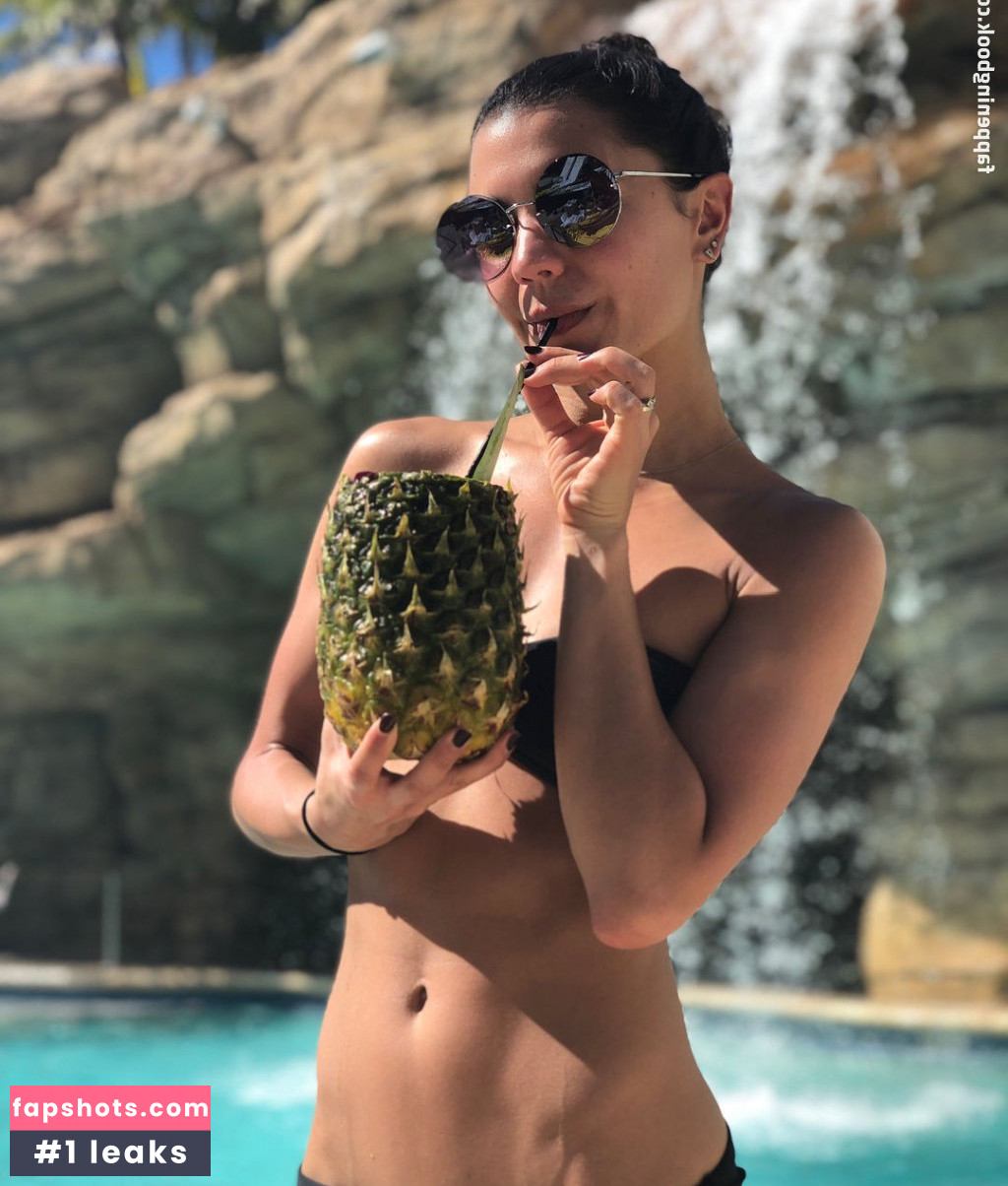 Hayley Erbert gallery photo #85