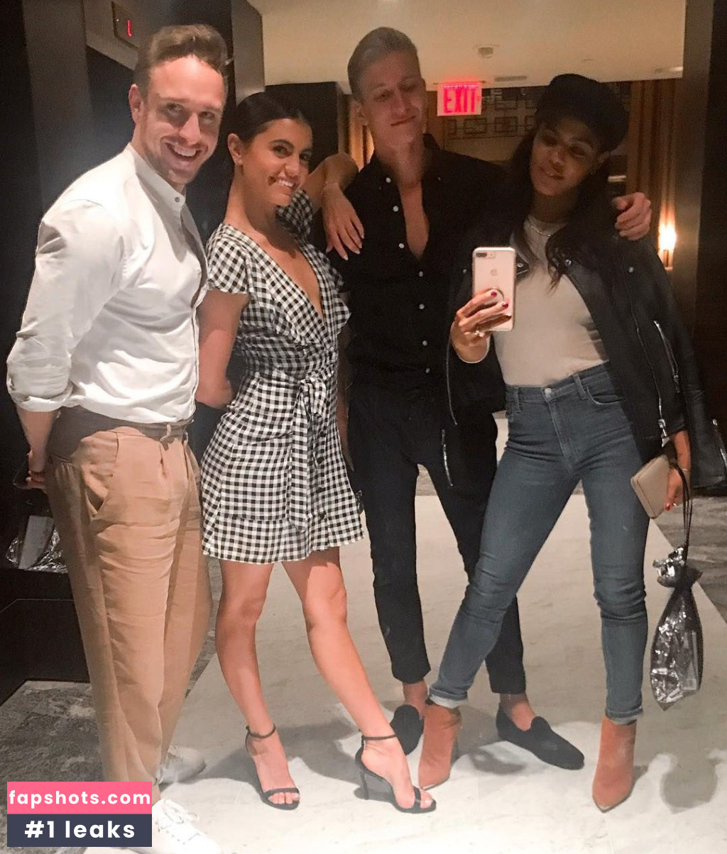 Hayley Erbert gallery photo #87